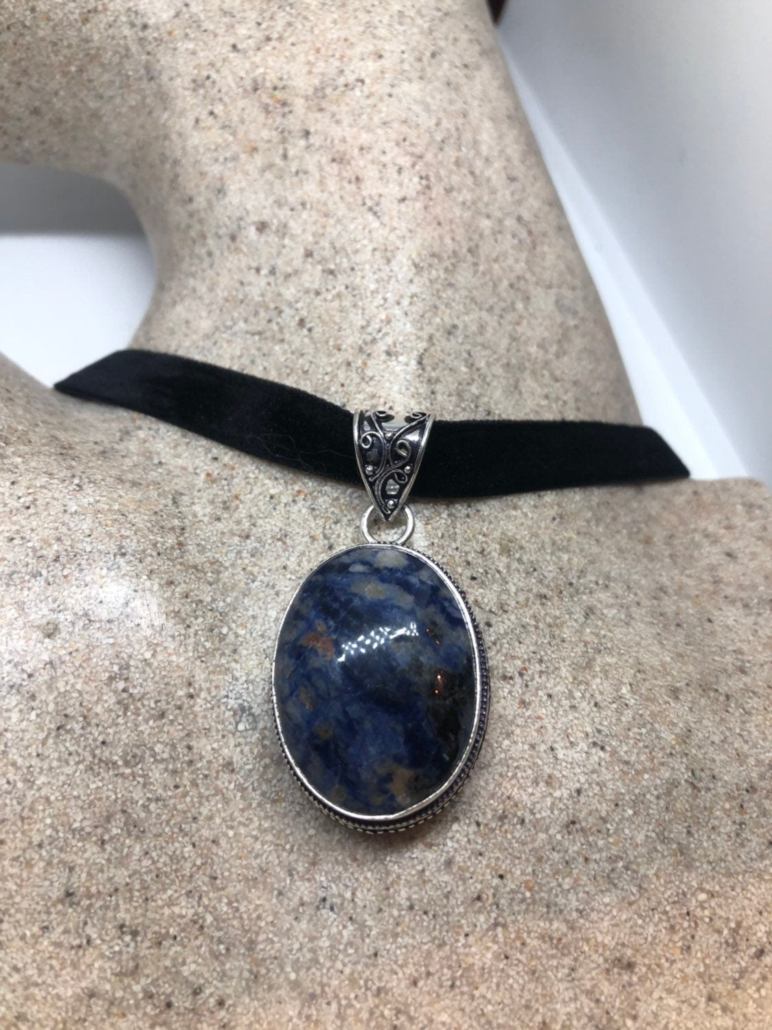 Vintage Hand Made Tibetan Lapis Necklace.