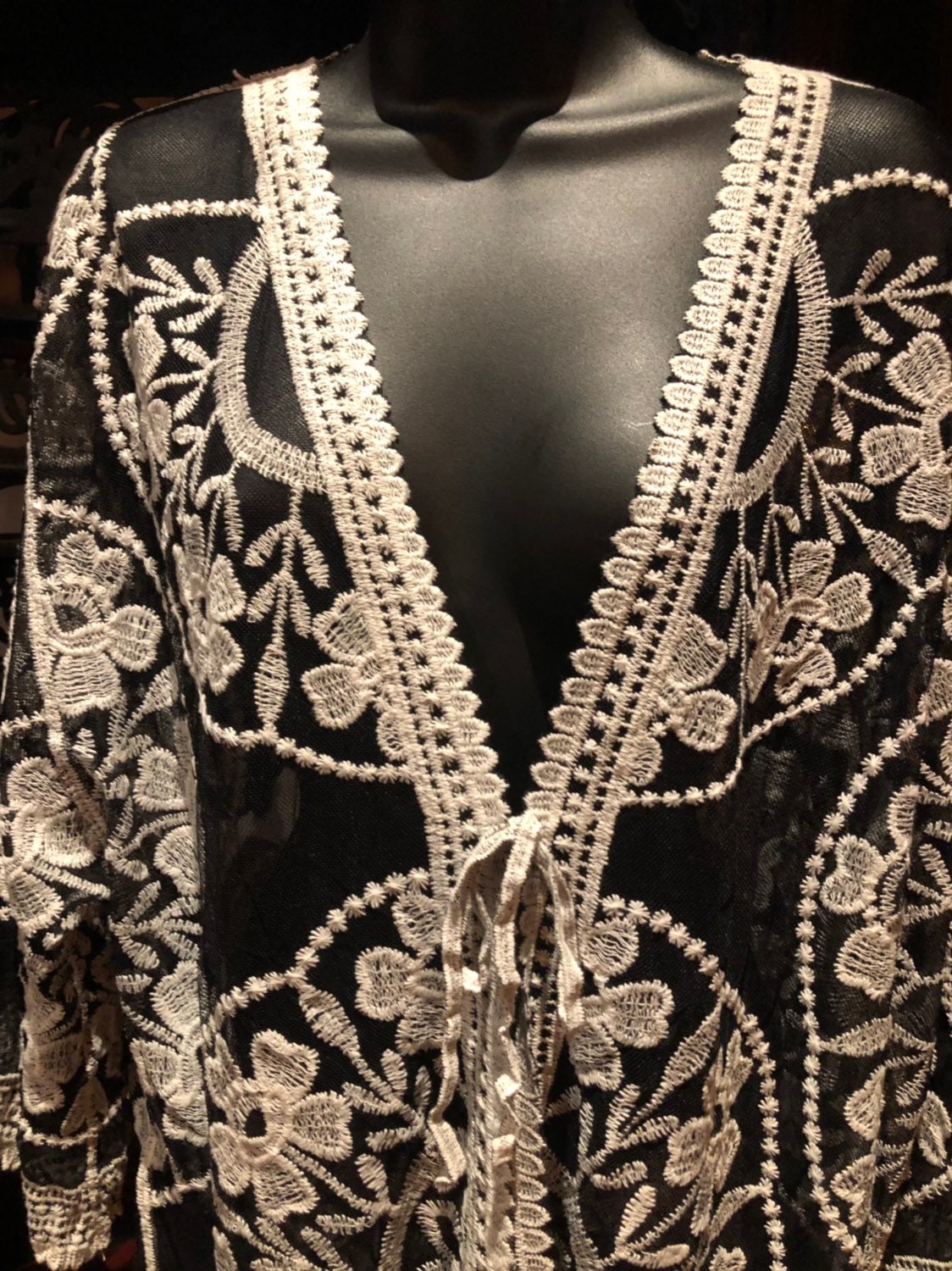 Vintage Style Black ivory Embroidered kimono jacket