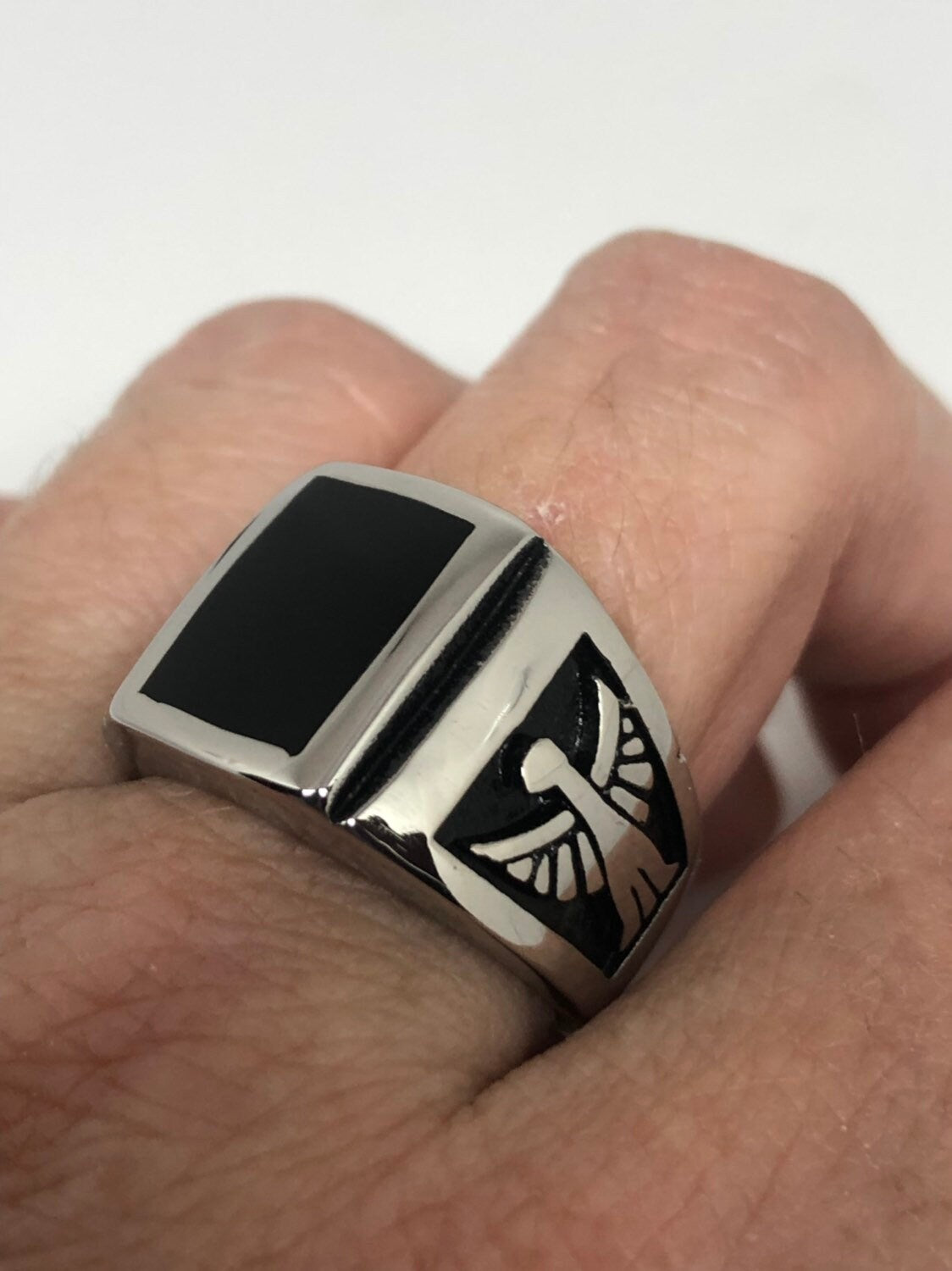 Vintage Native American Style Southwestern Black Onyx Stone Mens Thunderbird Ring