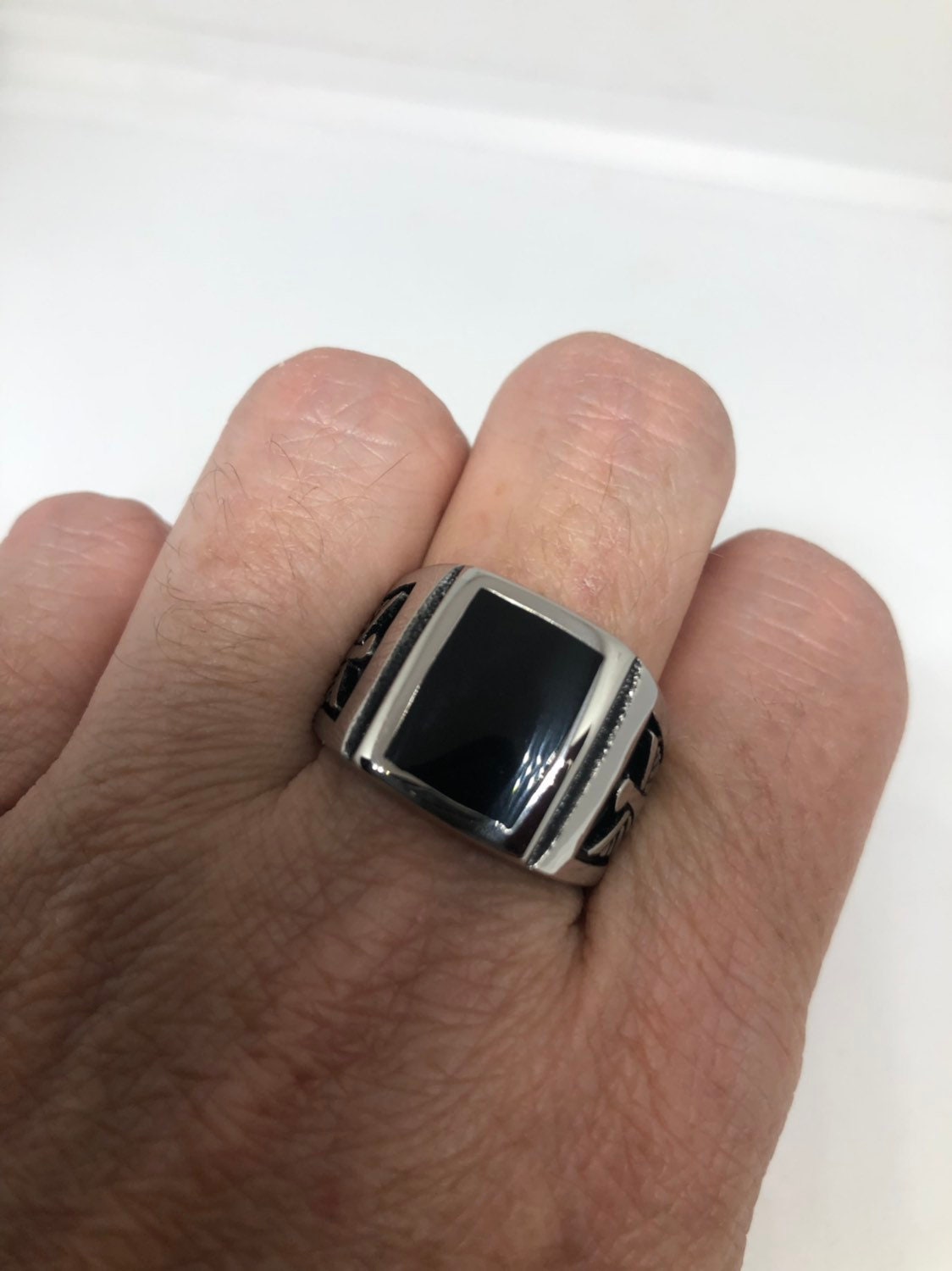 Vintage Native American Style Southwestern Black Onyx Stone Mens Thunderbird Ring