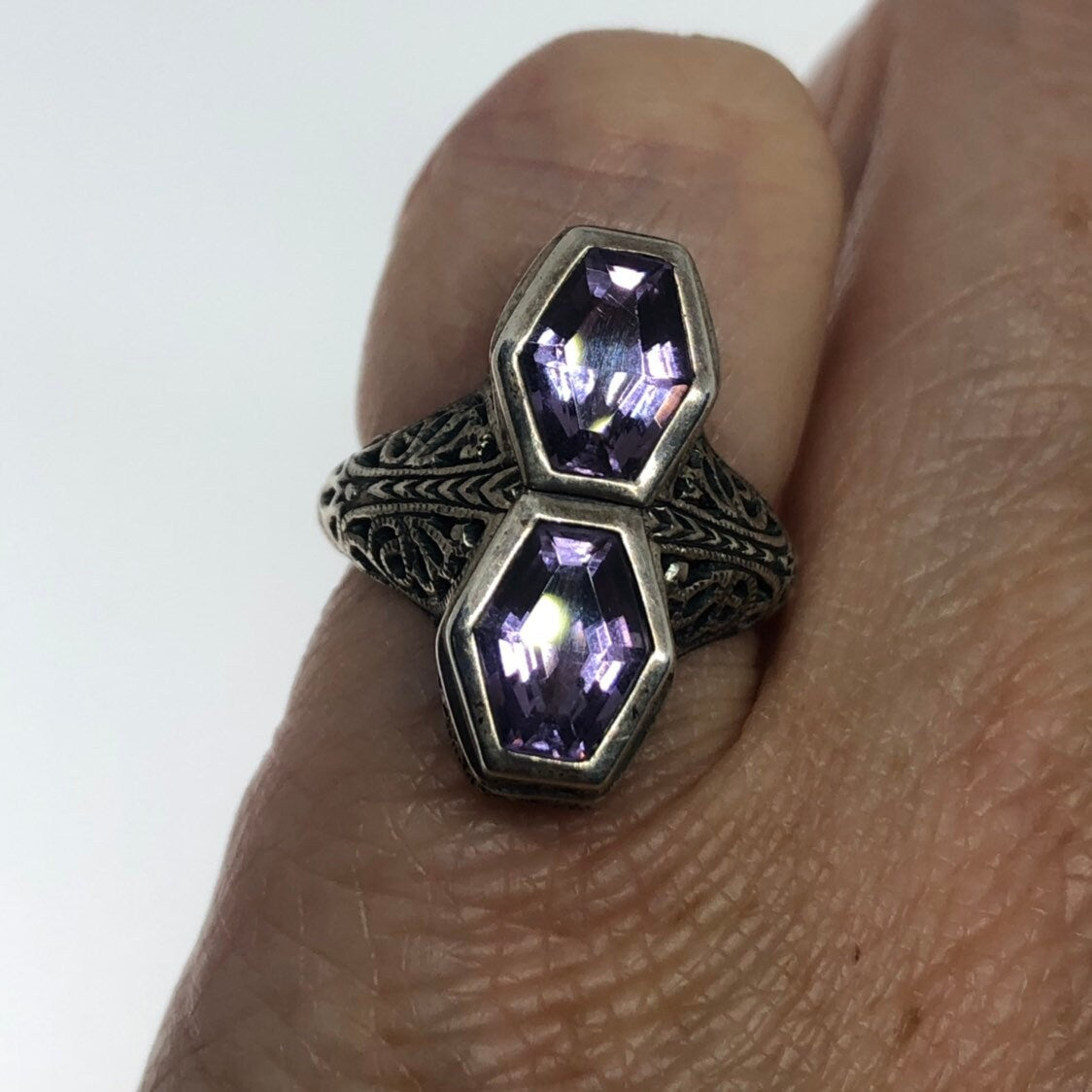 Vintage Handmade Deep Purple Genuine Amethyst Setting 925 Sterling Silver Gothic Ring