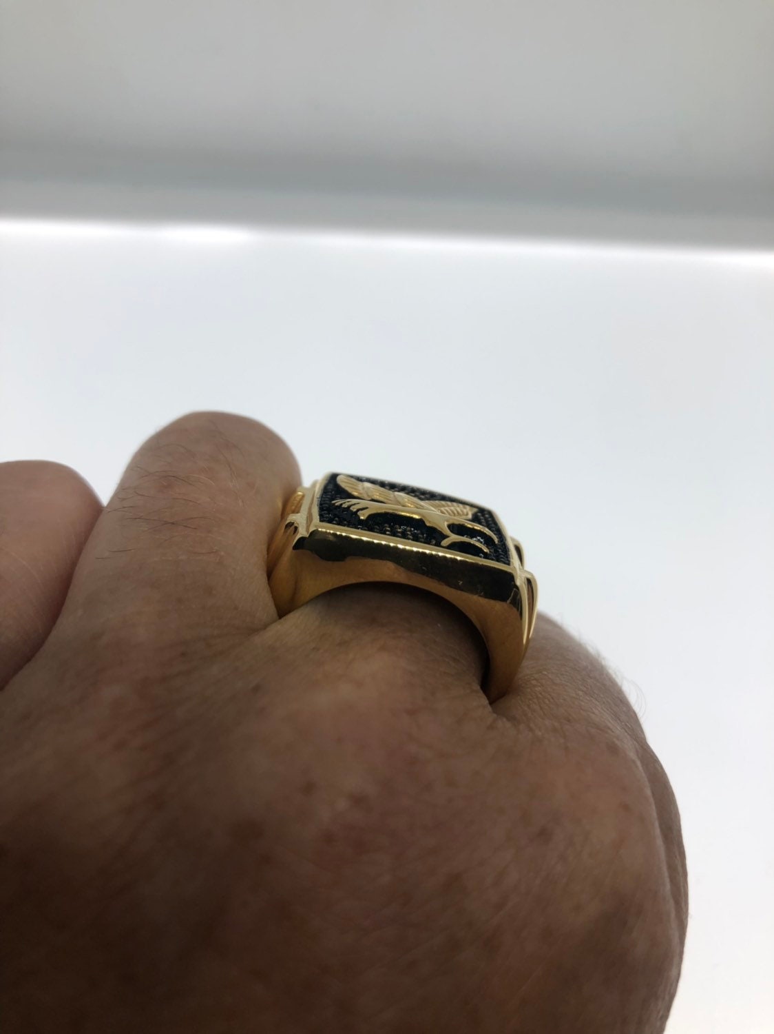 Vintage Mens Golden US Eagle Ring