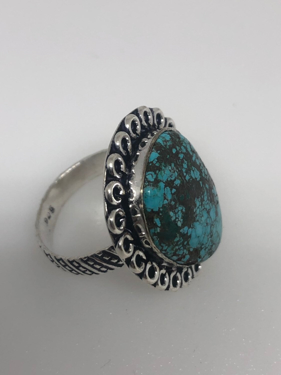 Vintage Blue Genuine Tibetan Turquoise Ring Size 9