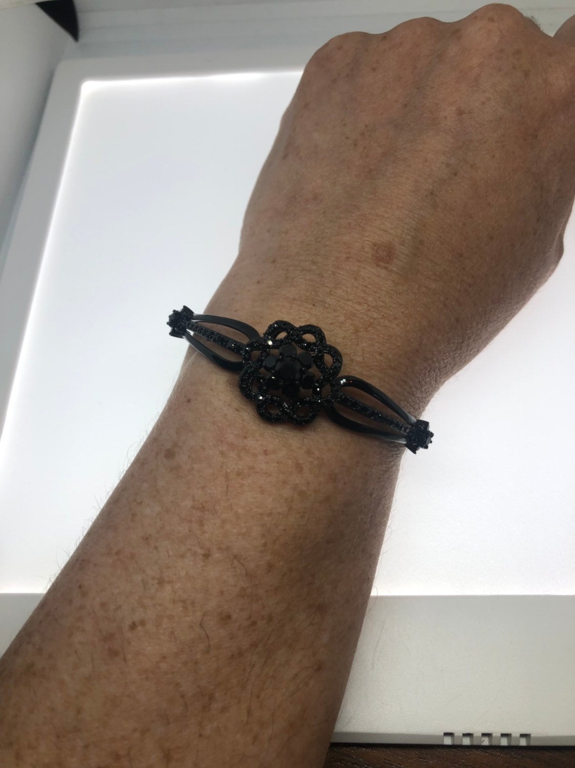 Vintage Black jet Austrian Crystal bangle Bracelet