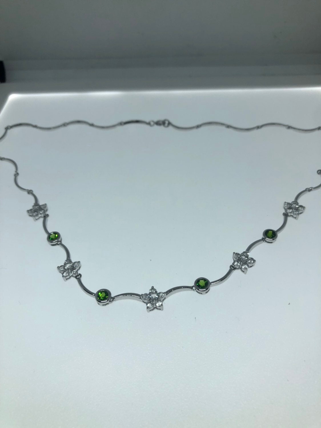 Vintage Handmade 925 Sterling Silver Chrome Diopside and Peridot Flower Necklace
