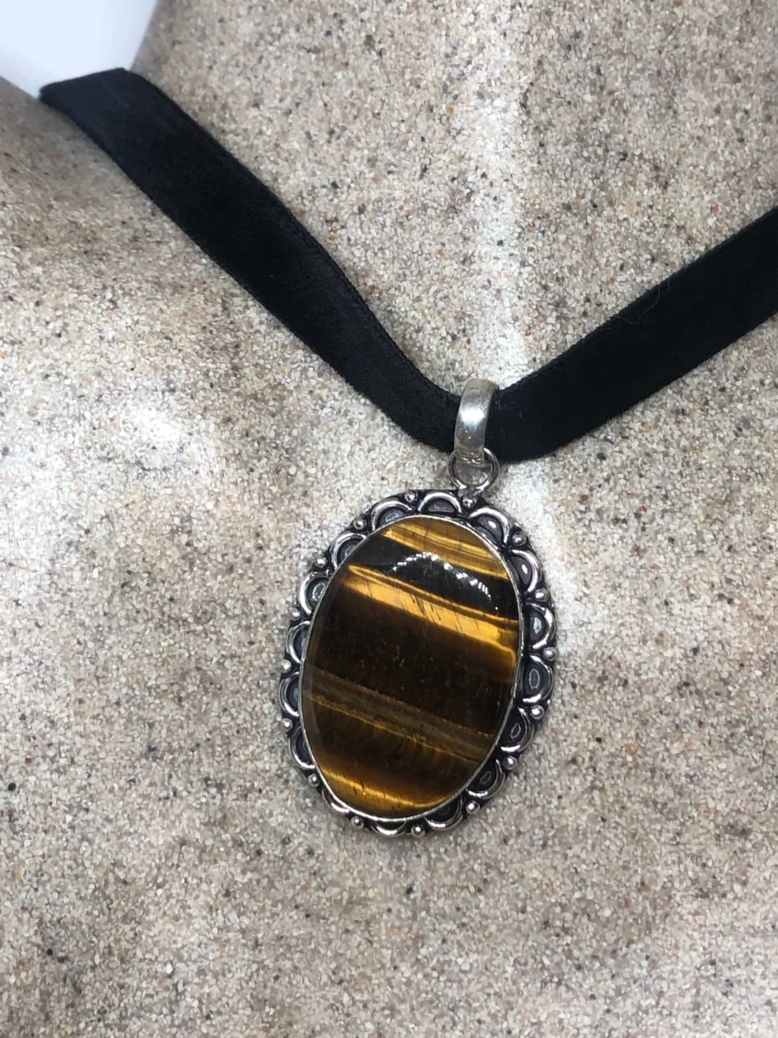 Vintage Handmade Silver tigers eye Pendant Necklace