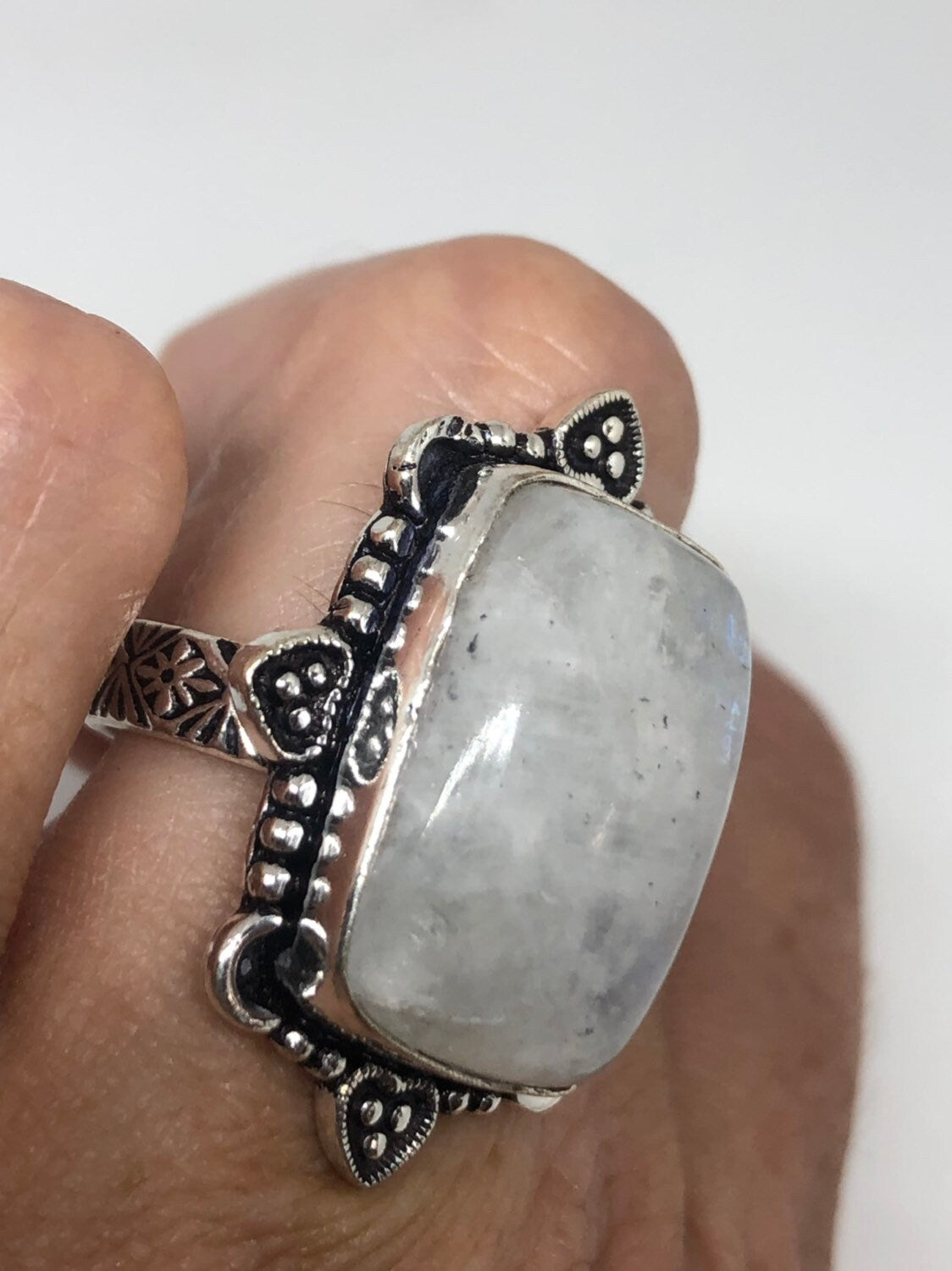 Vintage Genuine Blue White Rainbow Moonstone Ring