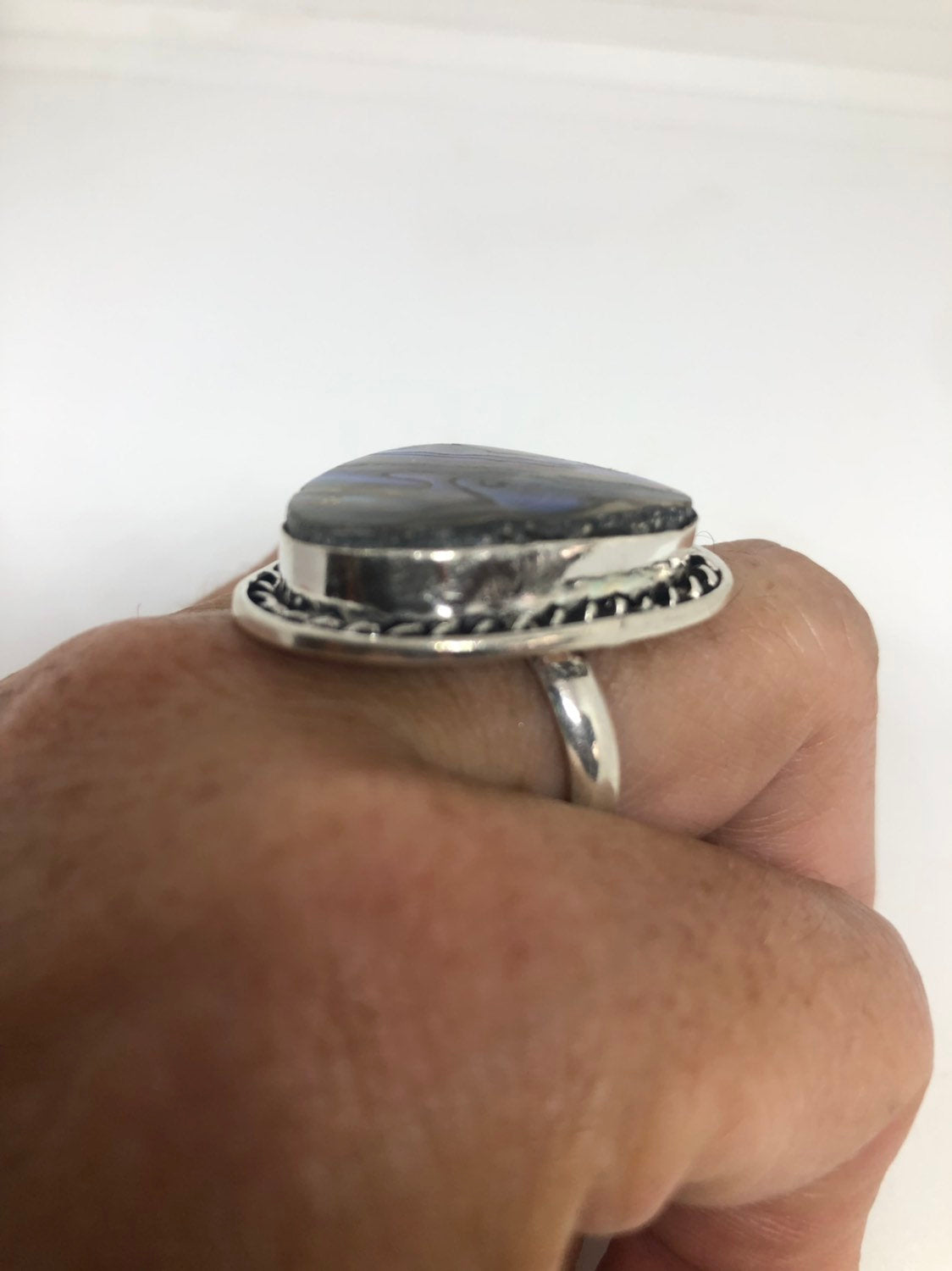 Antique Green Abalone White Bronze Silver Ring