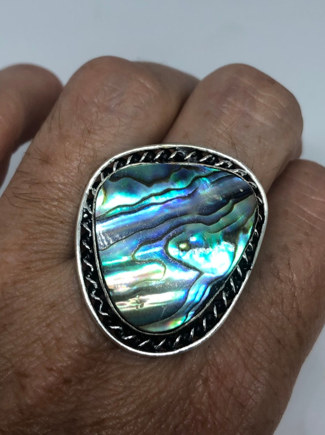 Antique Green Abalone White Bronze Silver Ring