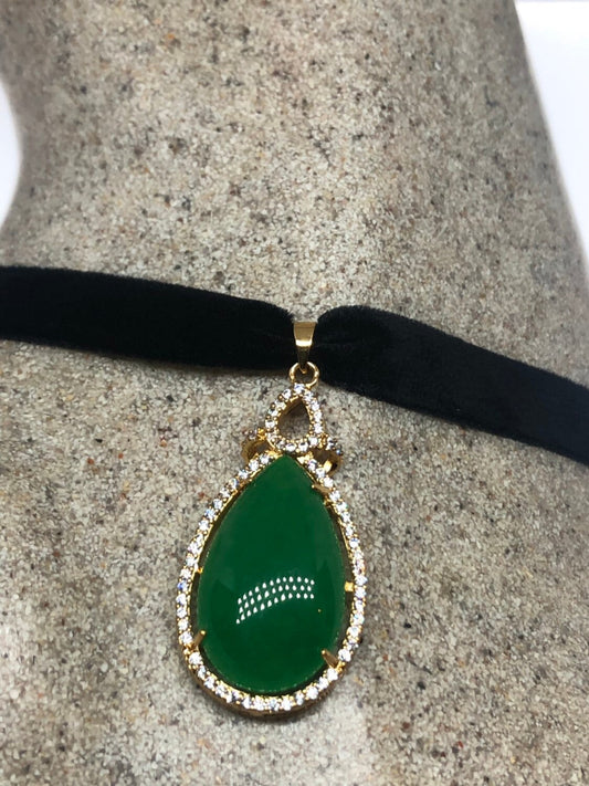 Vintage Green Jade Choker Gold Finish necklace pendant