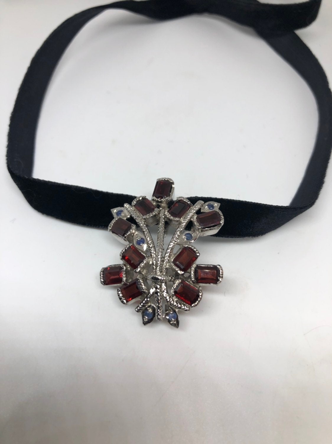 Vintage Handmade Genuine Garnet 925 Sterling Silver Rhodium Brooch Choker