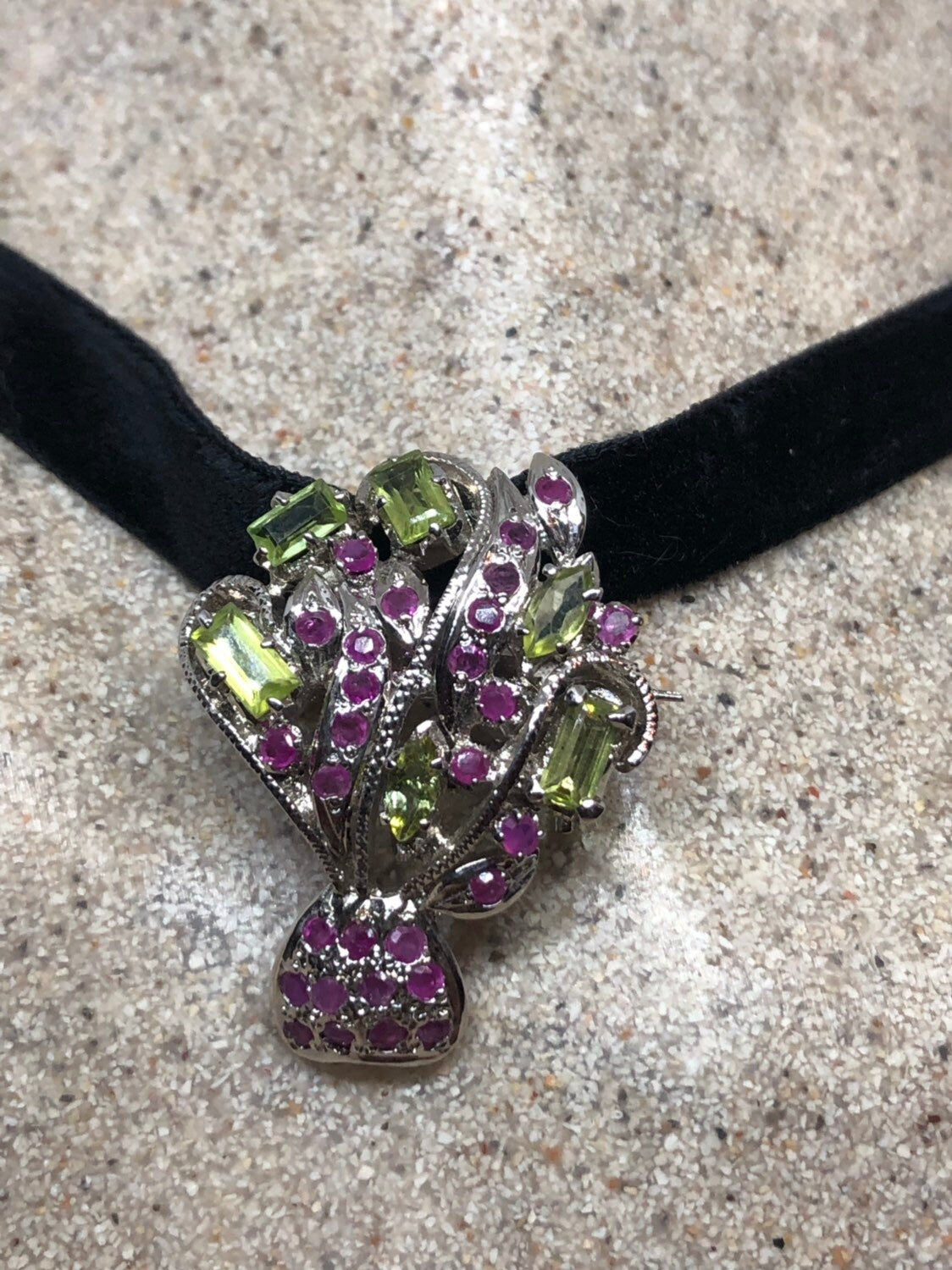 Vintage Handmade 925 Sterling Silver Genuine Peridot Pendant brooch