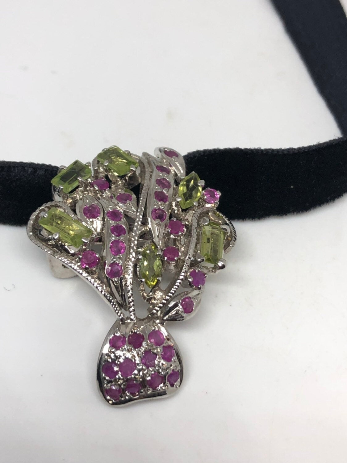 Vintage Handmade 925 Sterling Silver Genuine Peridot Pendant brooch