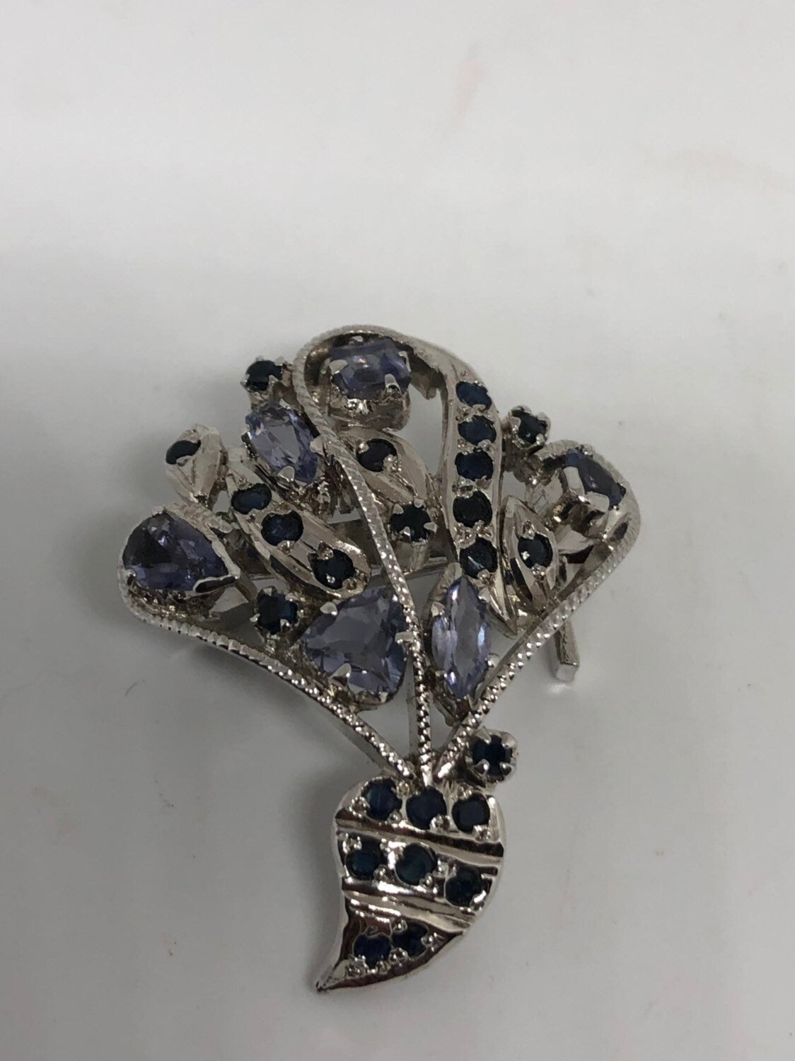 Vintage Handmade 925 Sterling Silver Blue Tanzanite and Sapphire Pendant pin