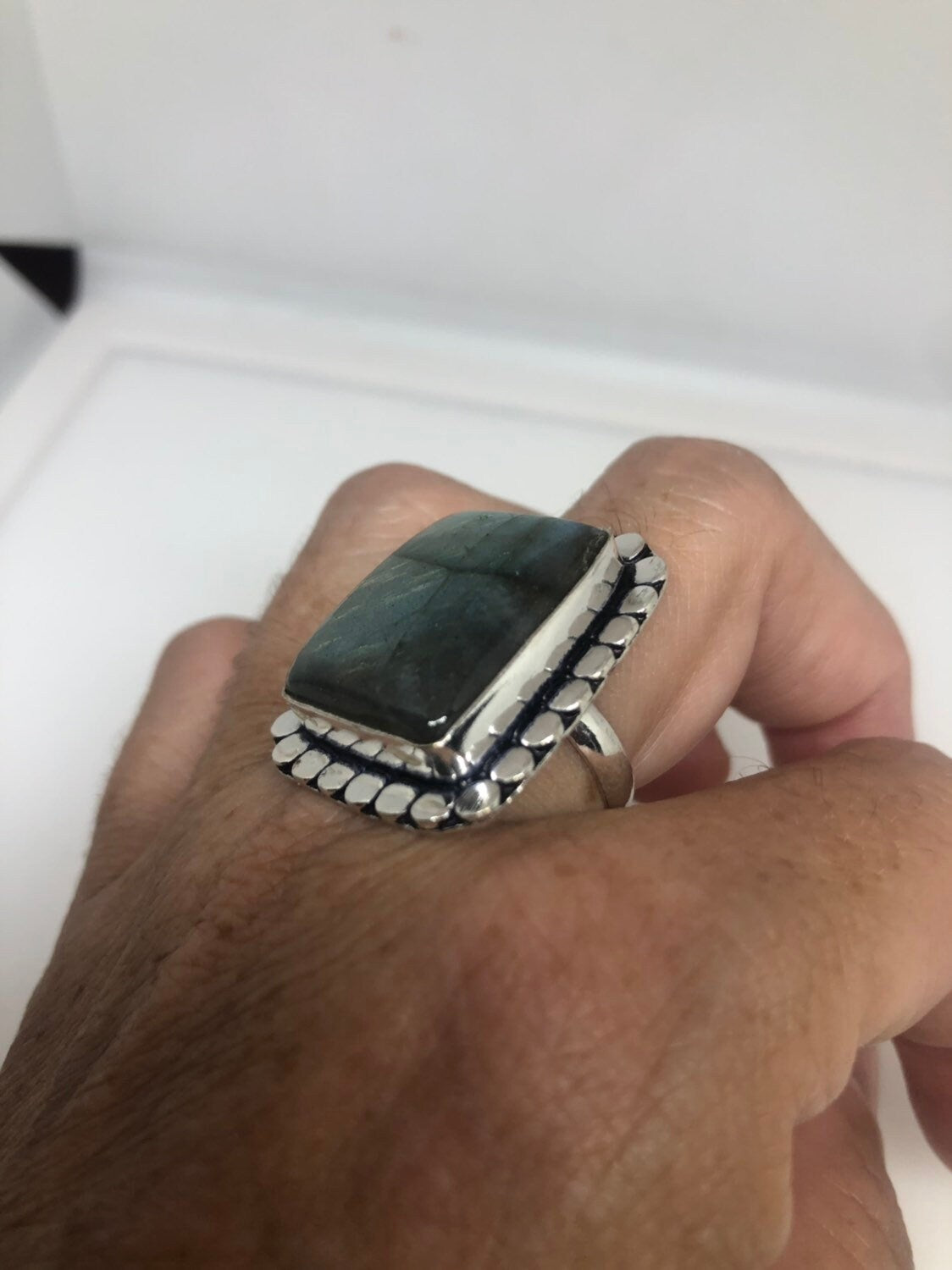 Vintage Blue Green Labradorite Stone Silver Ring Size 7.75