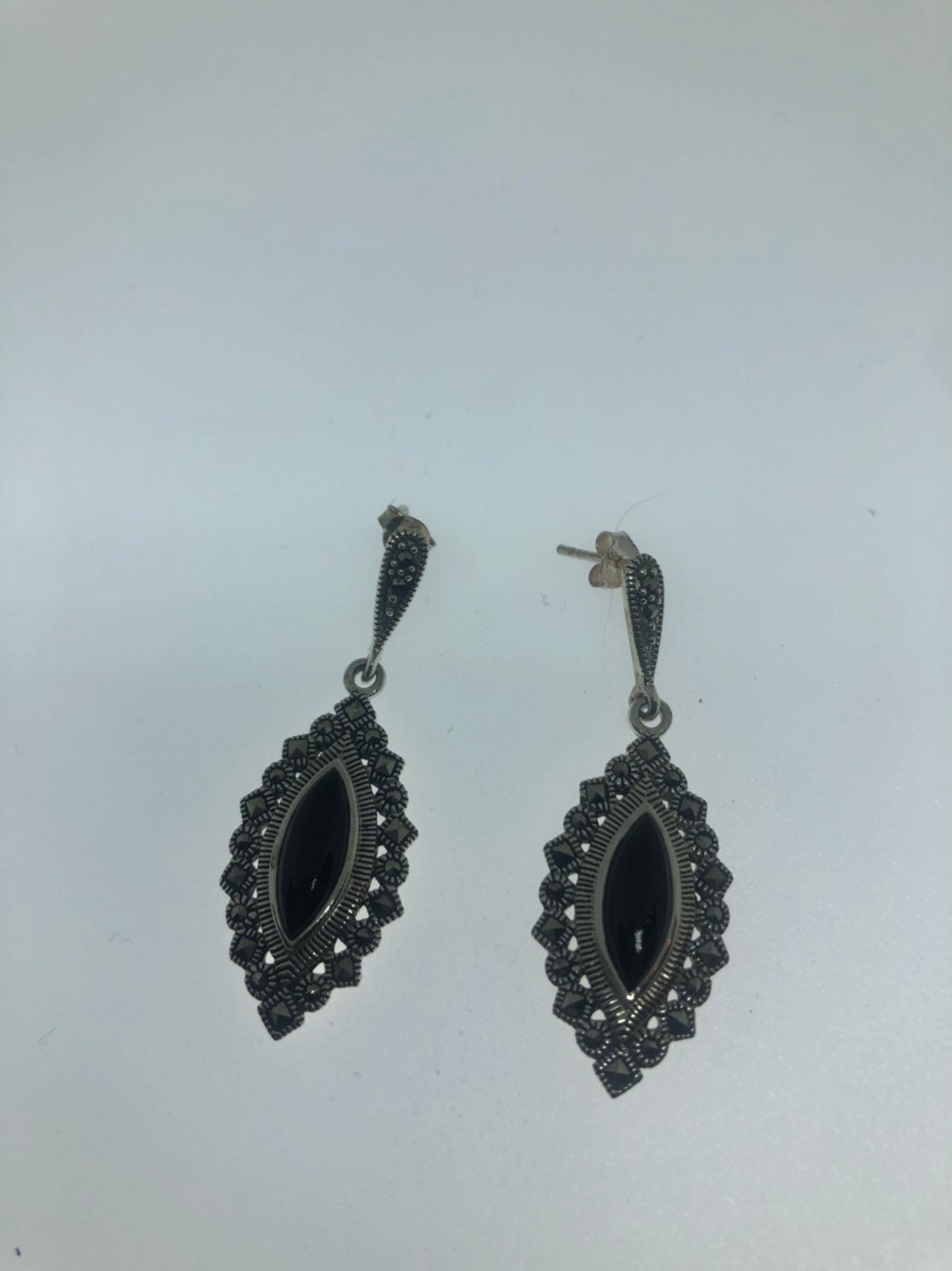 Vintage Genuine Marcasite 925 Sterling Silver Filligree Black Onyx Dangle Earrings
