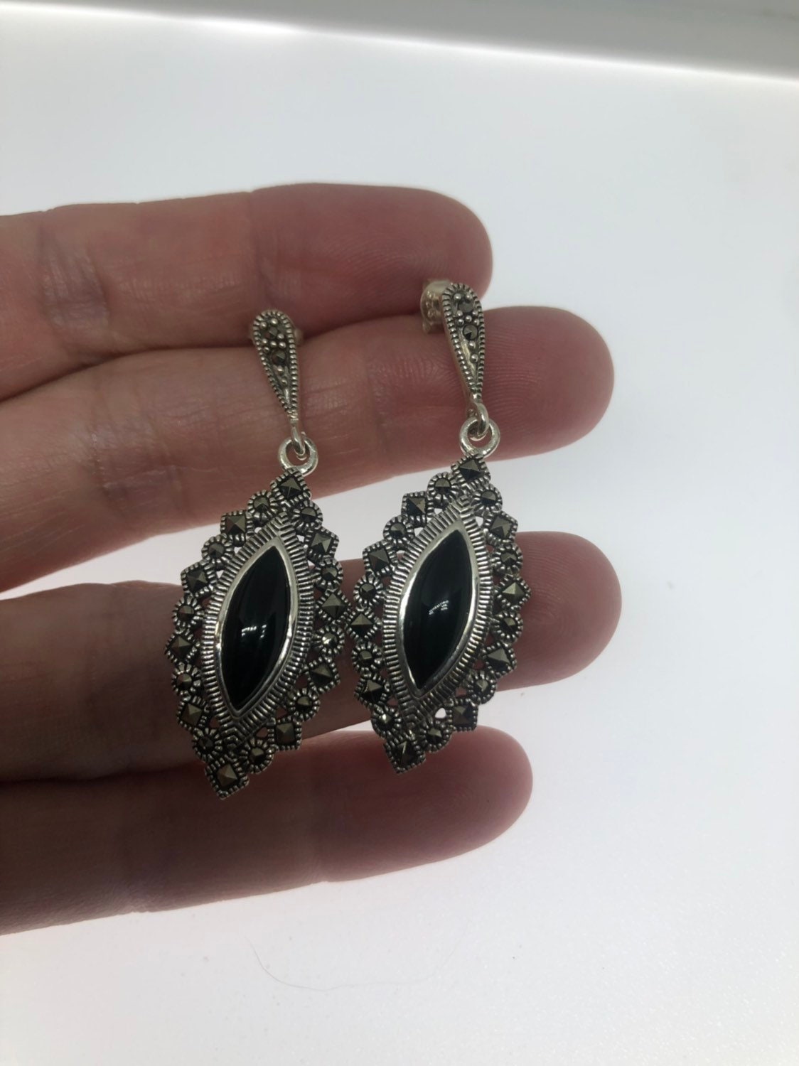 Vintage Genuine Marcasite 925 Sterling Silver Filligree Black Onyx Dangle Earrings