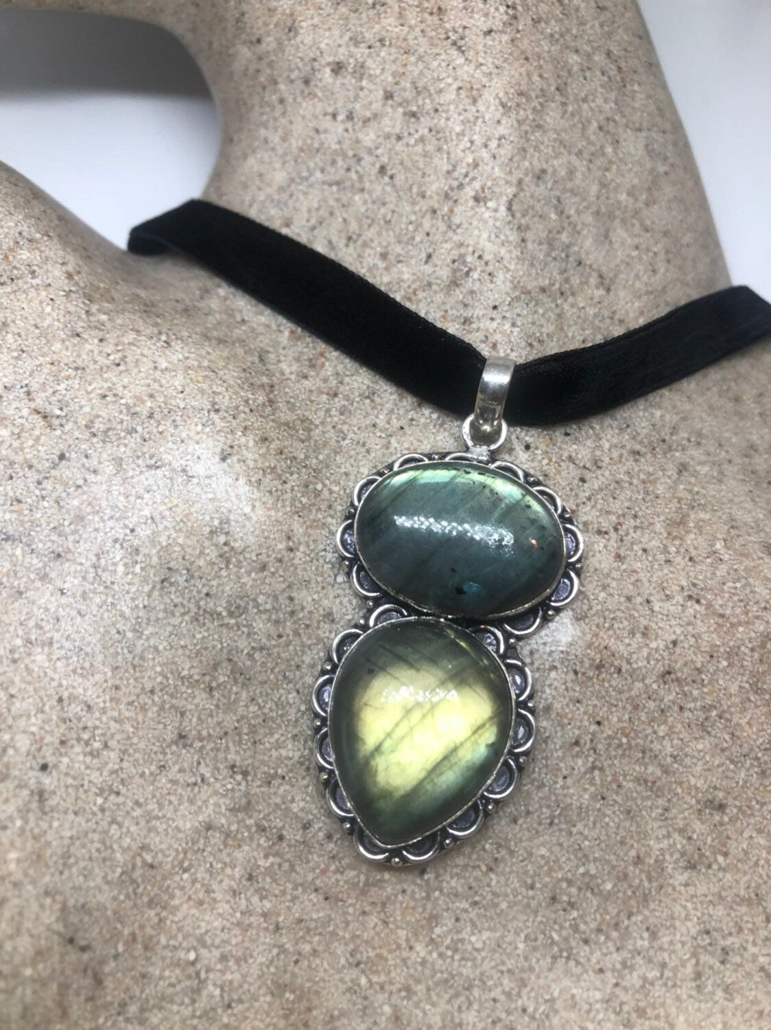 Vintage Green Labradorite Choker Pendant Necklace