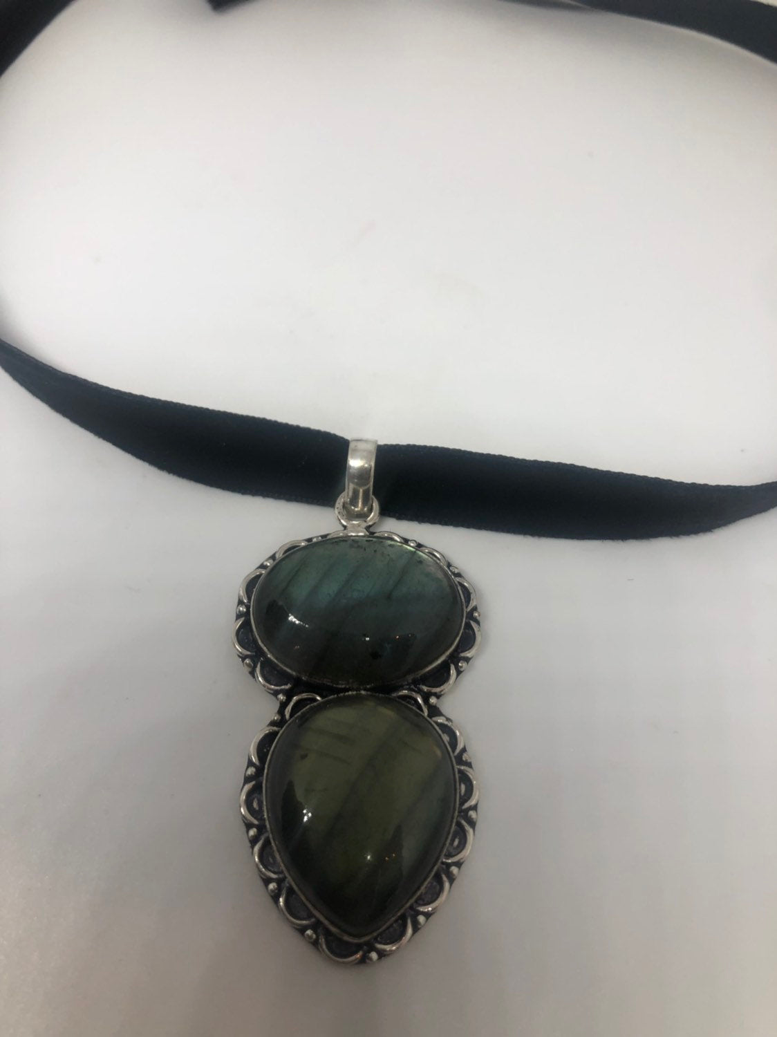 Vintage Green Labradorite Choker Pendant Necklace