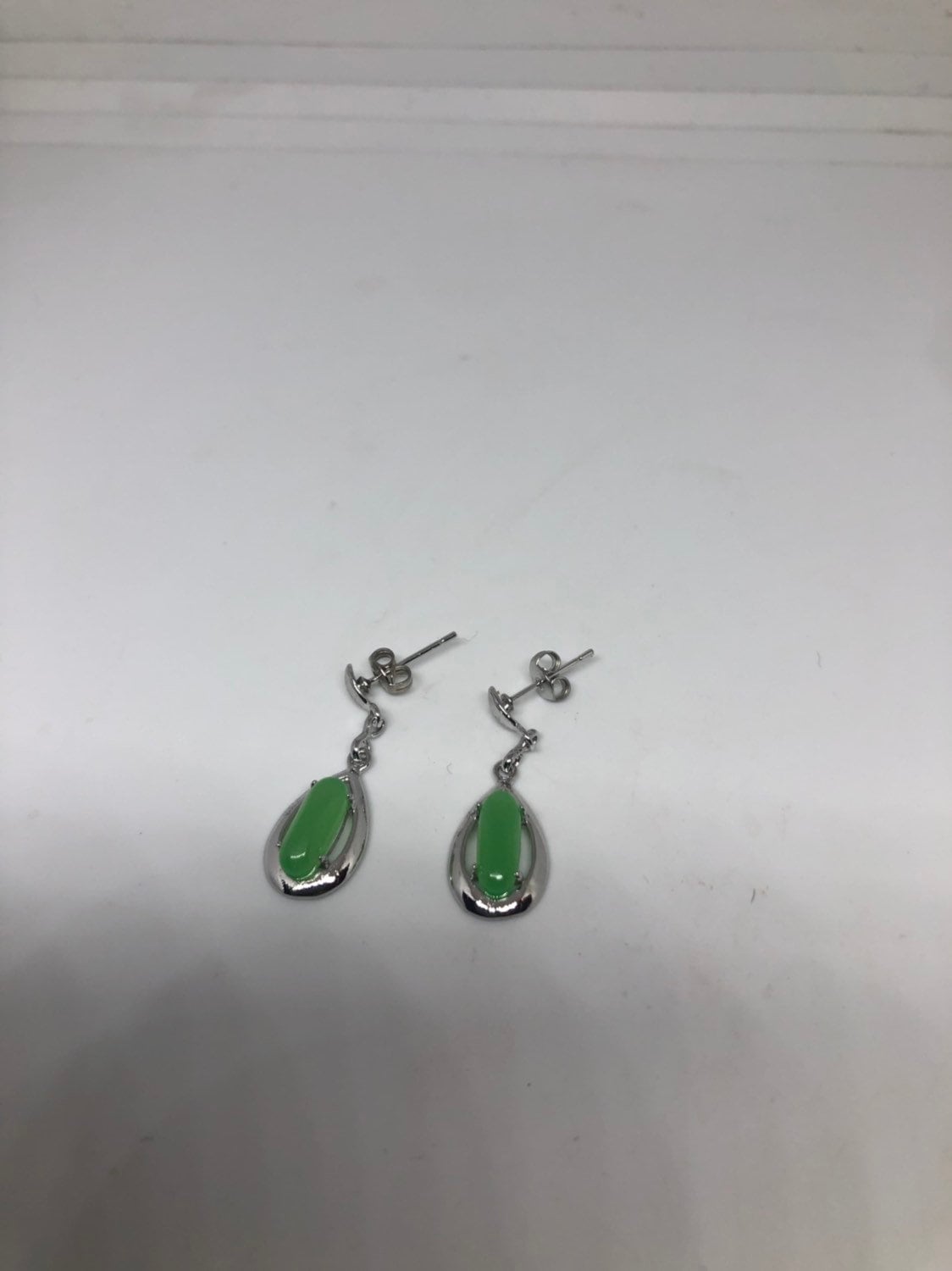 Vintage Fun Green Jade Gemstone Silver Bronze Earrings