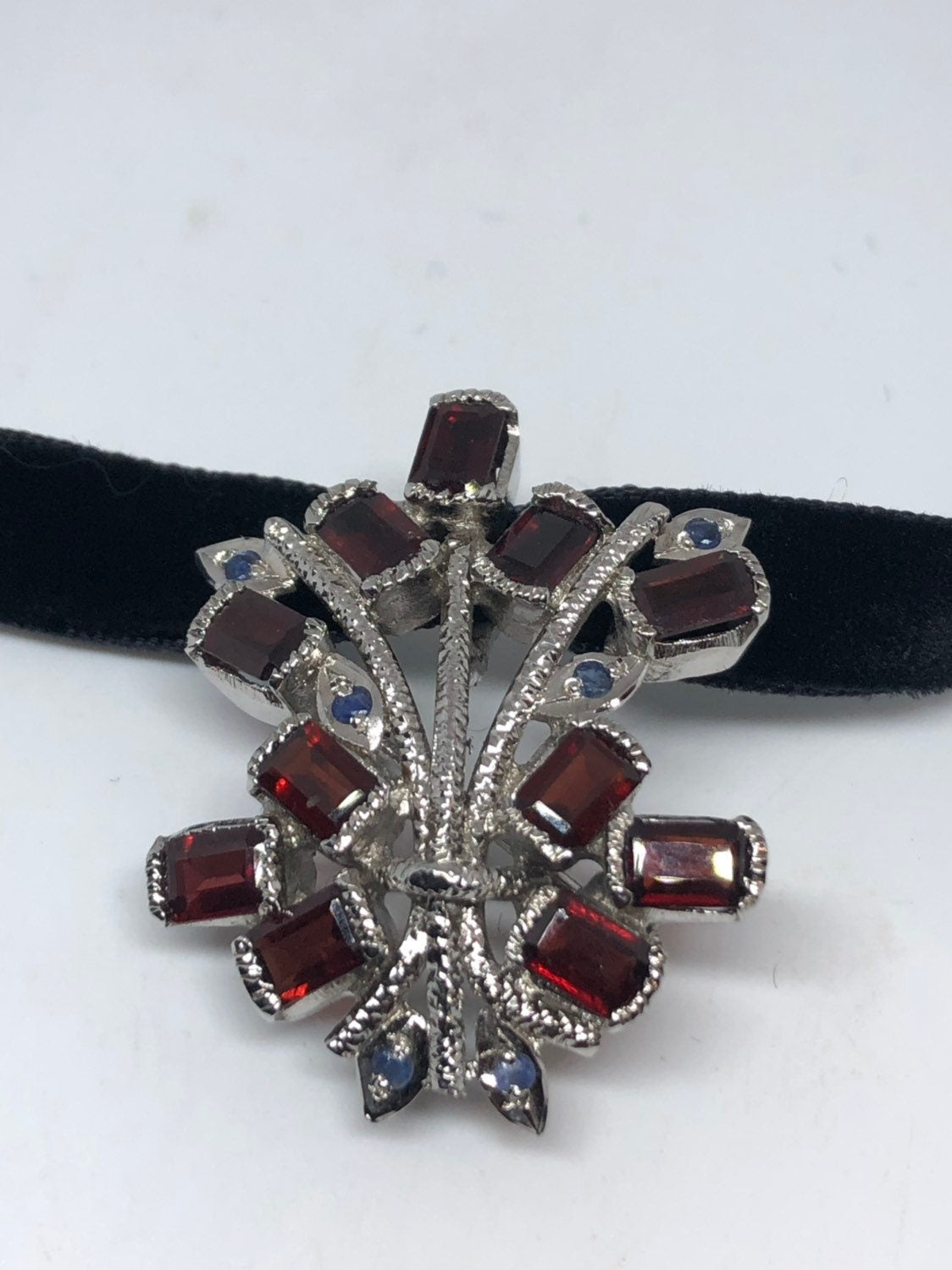 Vintage Handmade Genuine Garnet 925 Sterling Silver Rhodium Brooch Choker