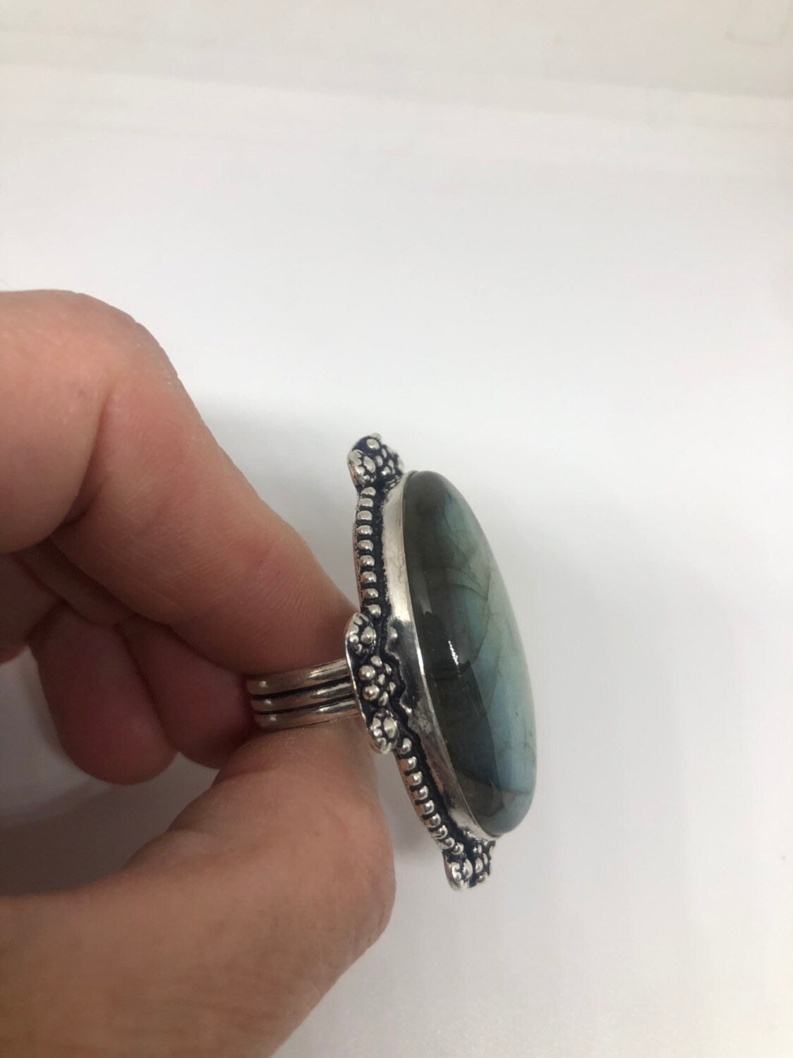 Vintage Green Labradorite Rainbow Moonstone Stone Silver Ring