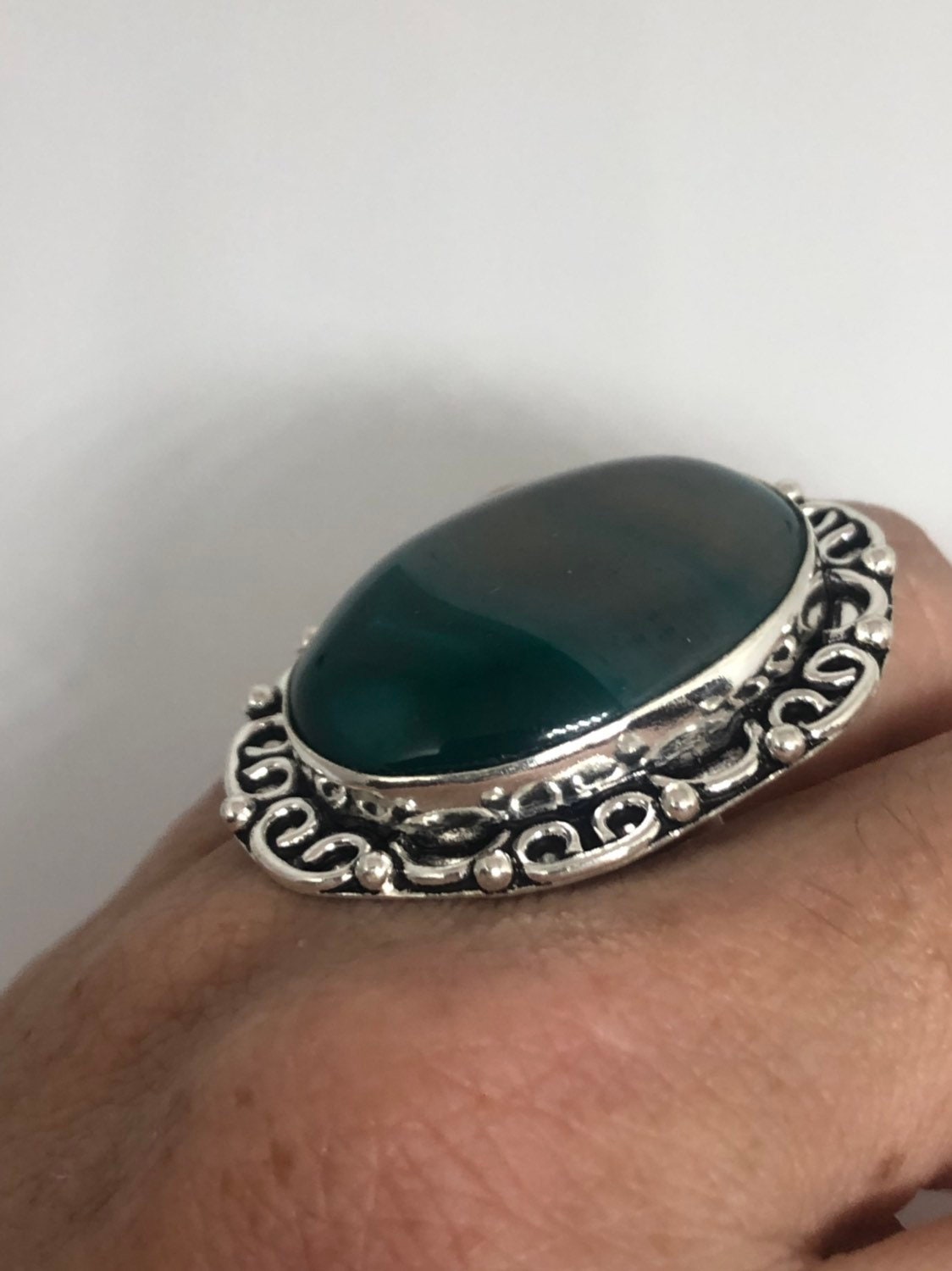 Vintage Green Agate Silver Ring About an Inch Long Knuckle Ring