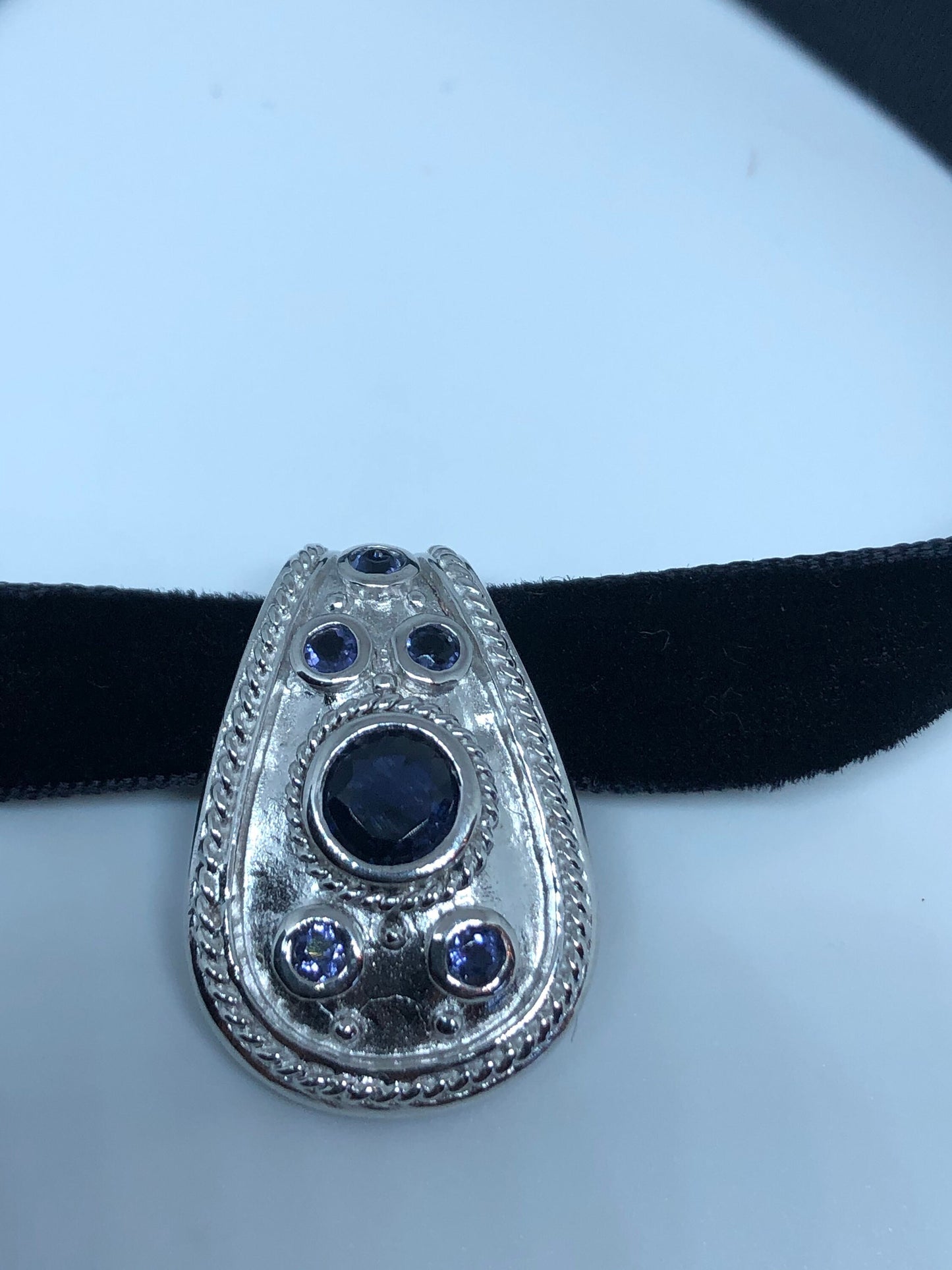 Vintage Sapphire Choker 925 Sterling Silver Pendant