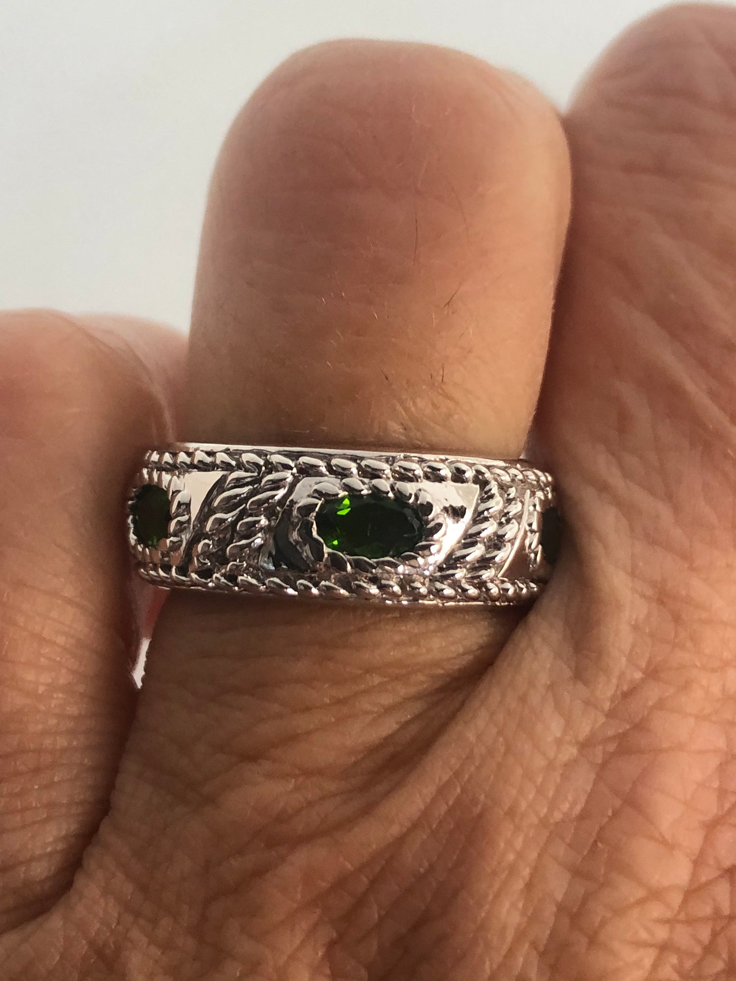 Vintage Handmade Green Chrome Diopside Filigree Setting Sterling Silver Gothic Ring