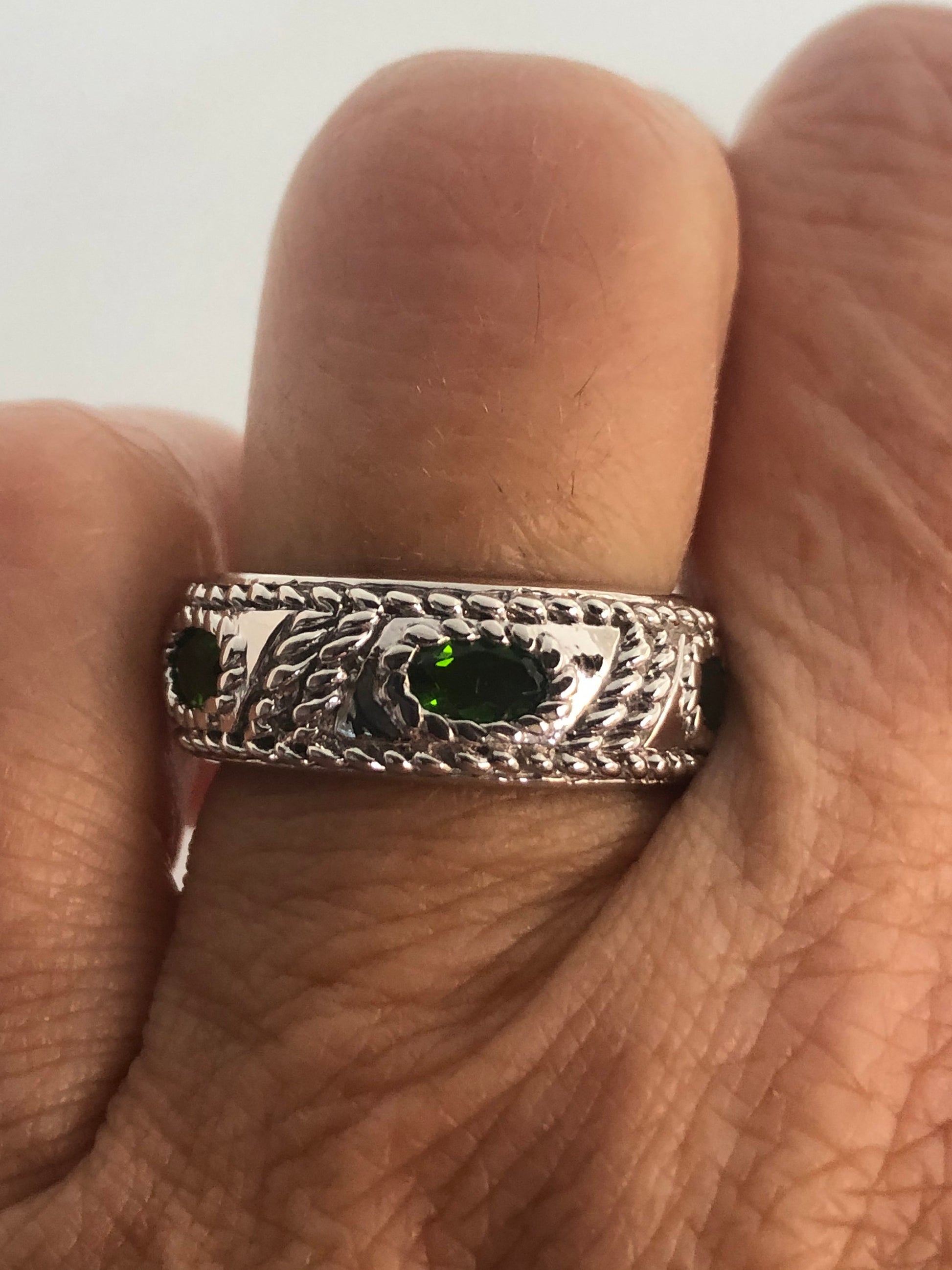 Vintage Handmade Green Chrome Diopside Filigree Setting Sterling Silver Gothic Ring