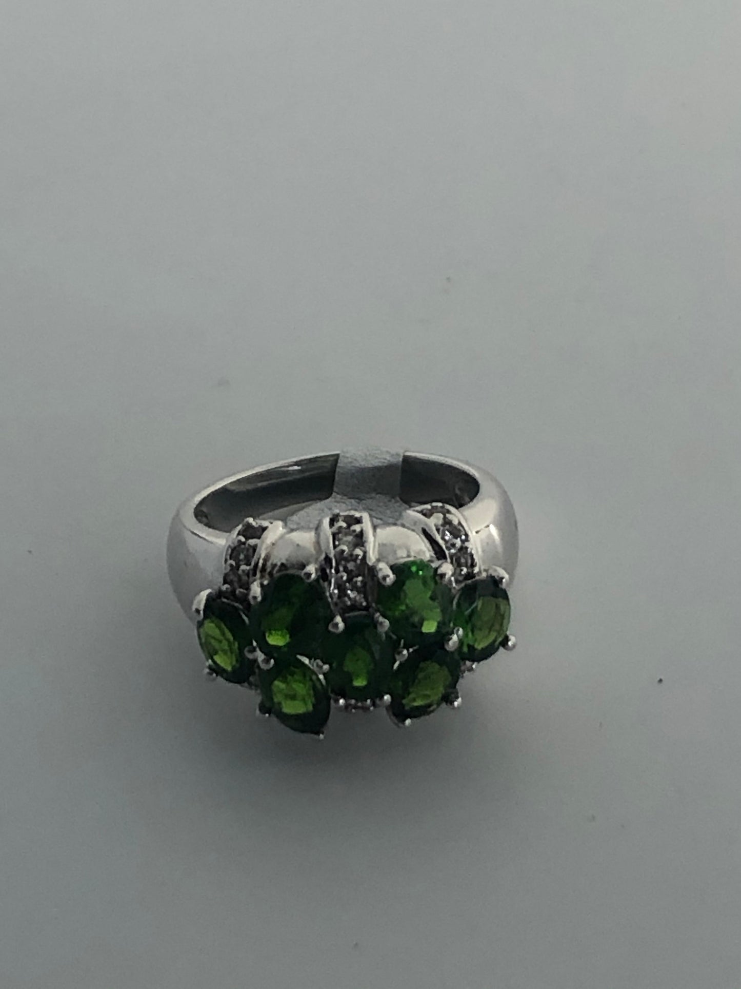 Vintage Handmade Genuine Green Chrome Diopside Setting 925 Sterling Silver Ring