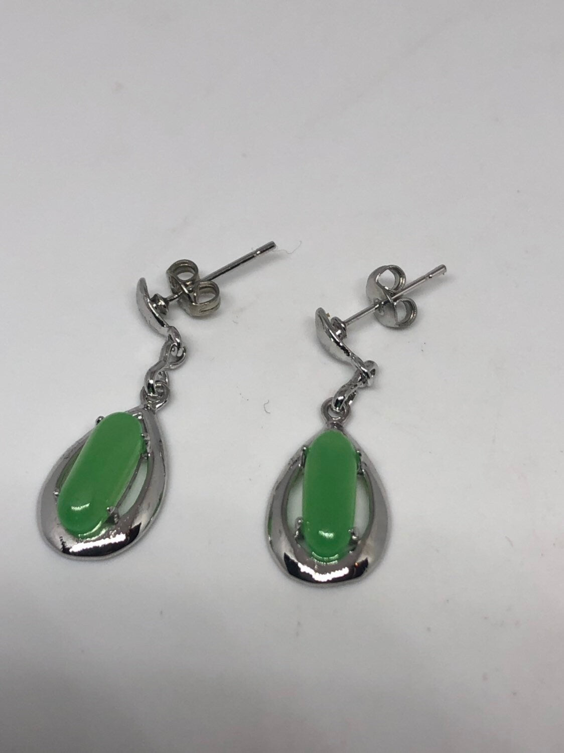 Vintage Fun Green Jade Gemstone Silver Bronze Earrings