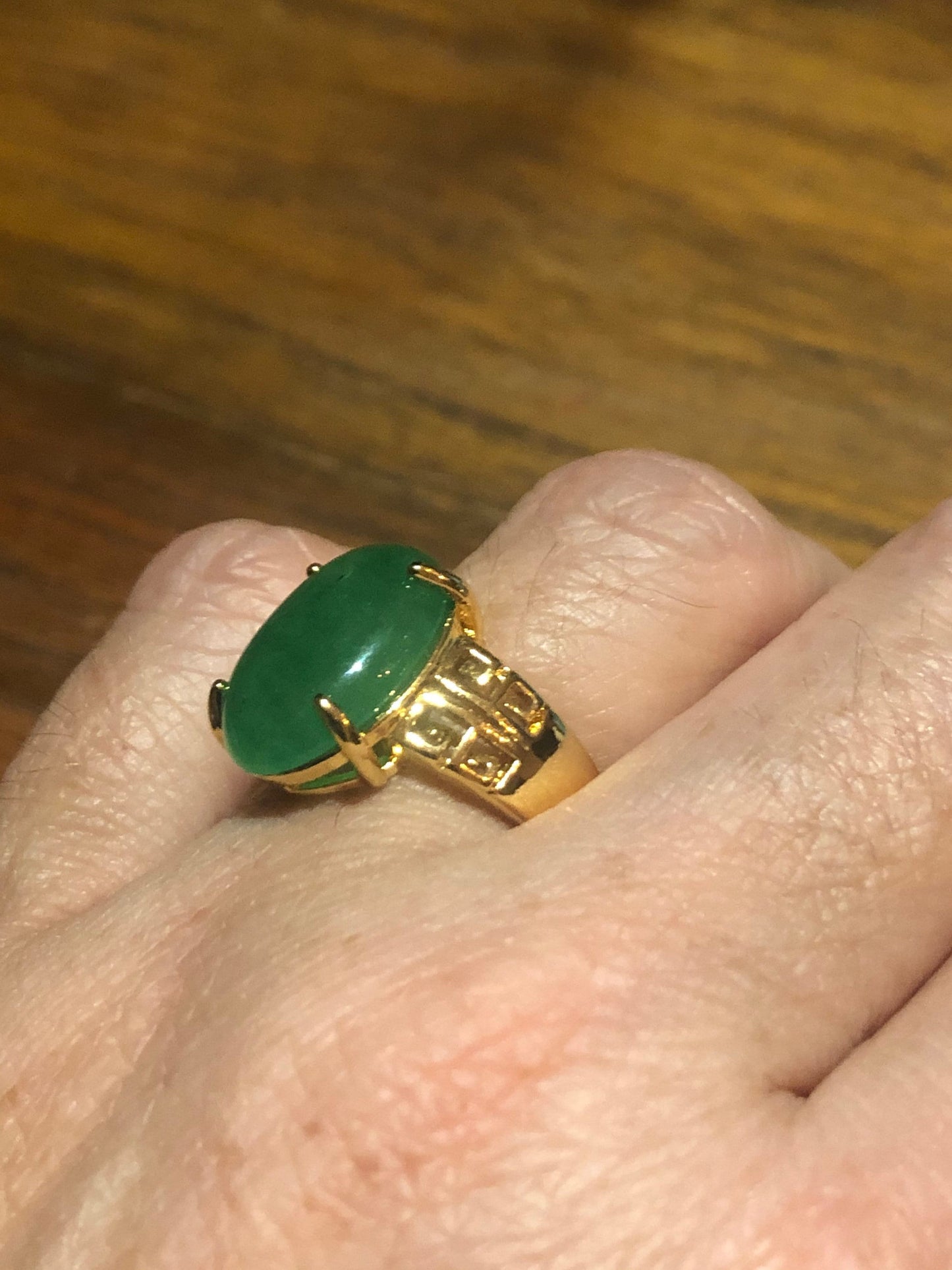 Vintage Lucky Green Nephrite Jade Golden Ring