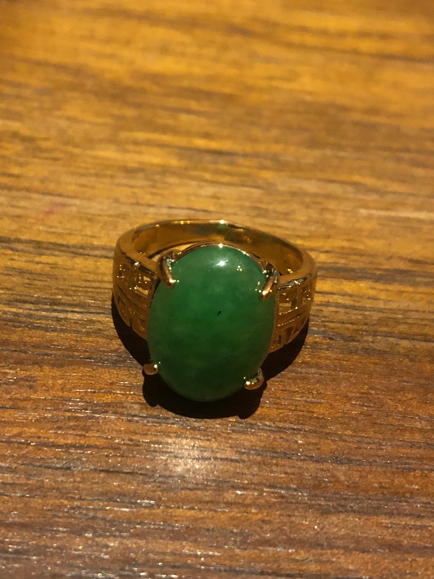 Vintage Lucky Green Nephrite Jade Golden Ring