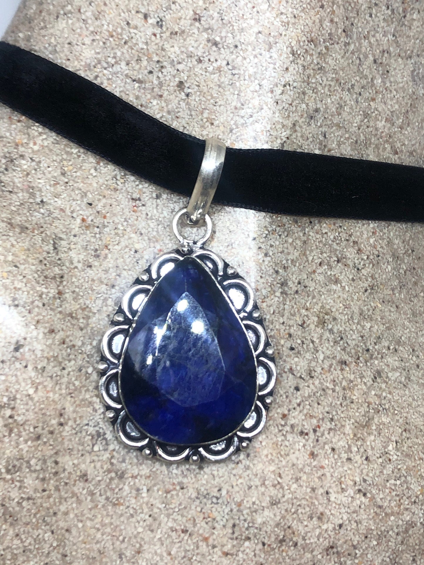 Vintage Tibetan Blue Lapis Lazuli Boho Choker Black Velevet Ribbon Necklace.