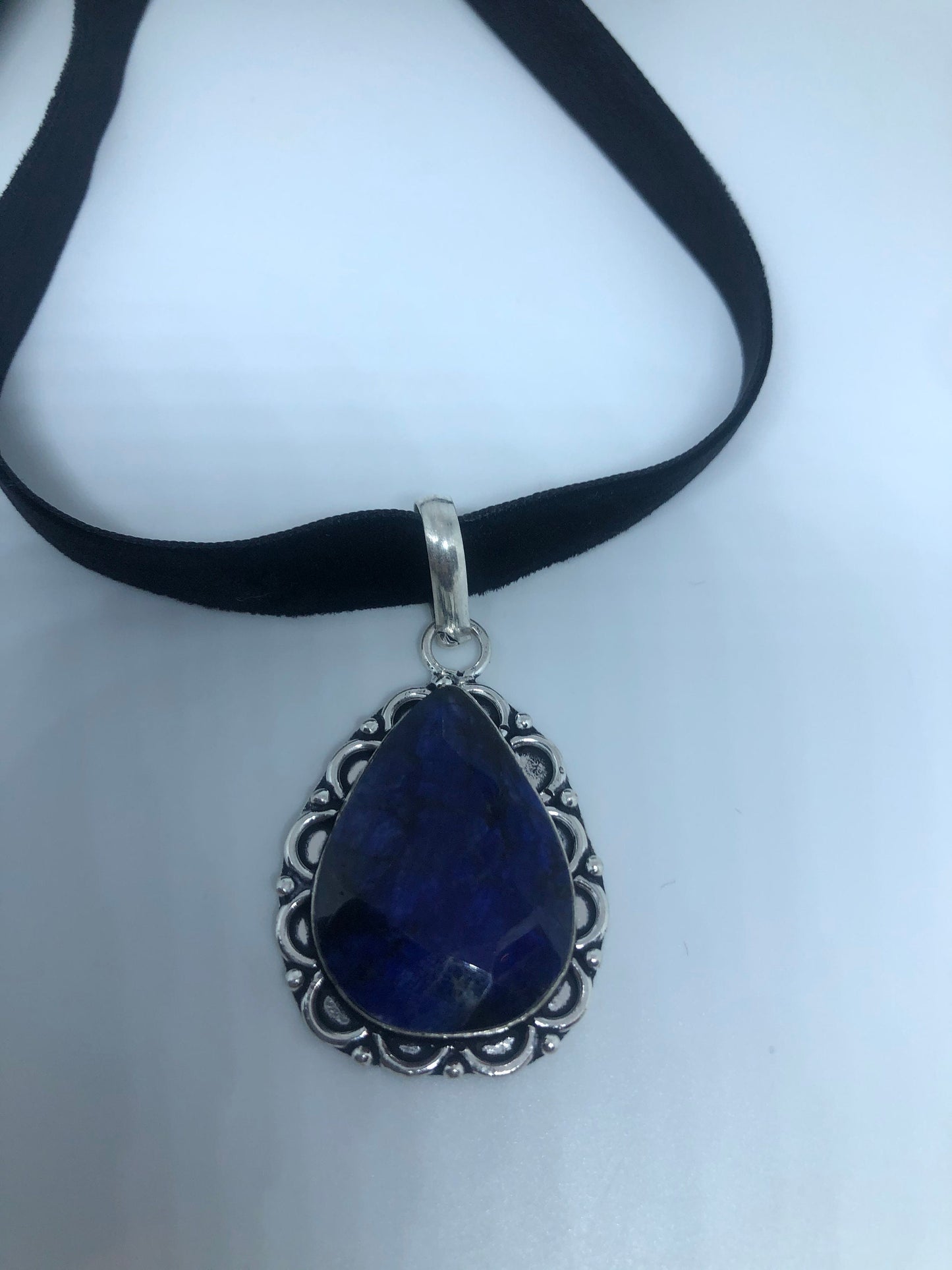 Vintage Blue Raw Sapphire Choker Necklace.