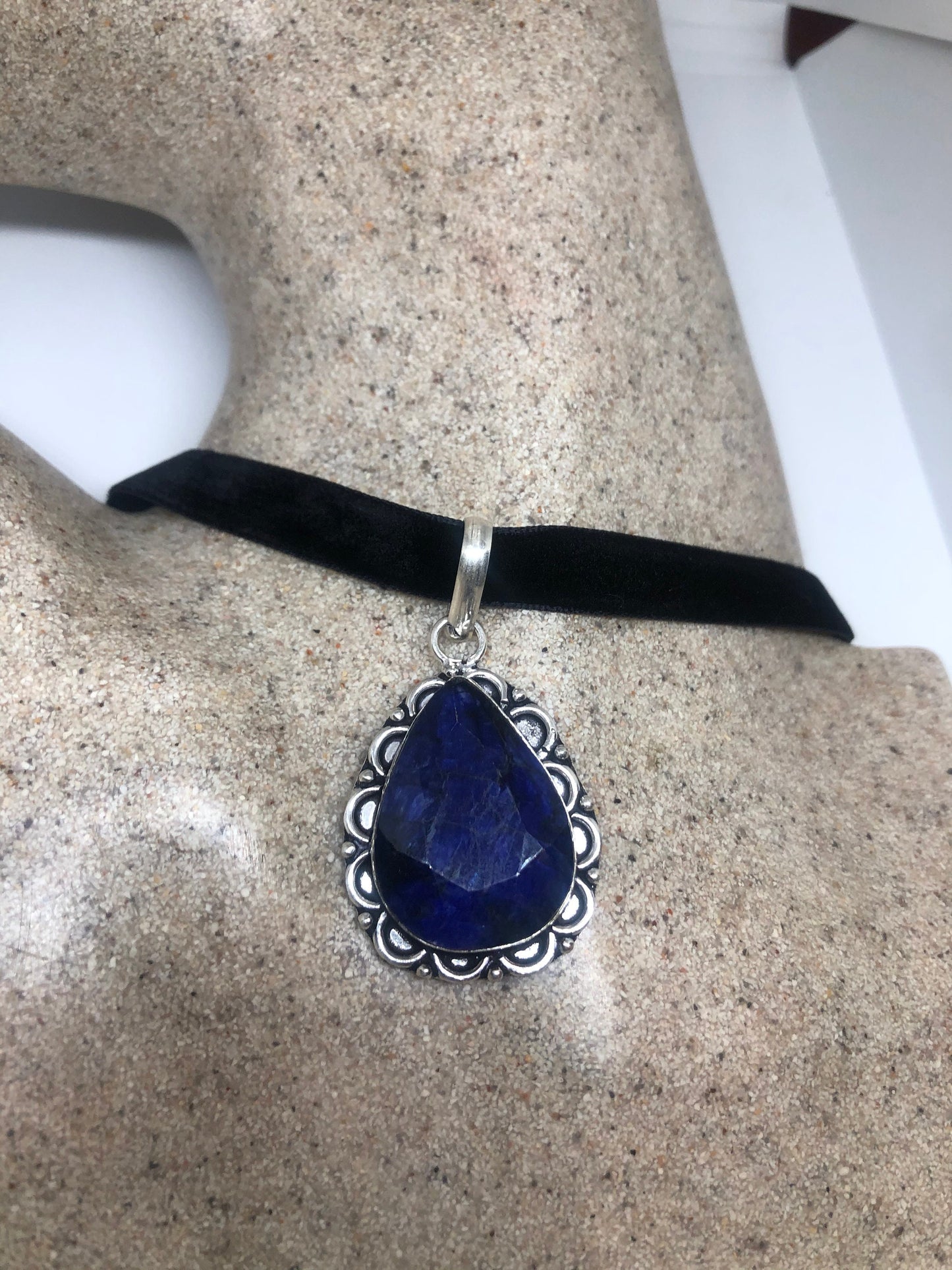 Vintage Tibetan Blue Lapis Lazuli Boho Choker Black Velevet Ribbon Necklace.