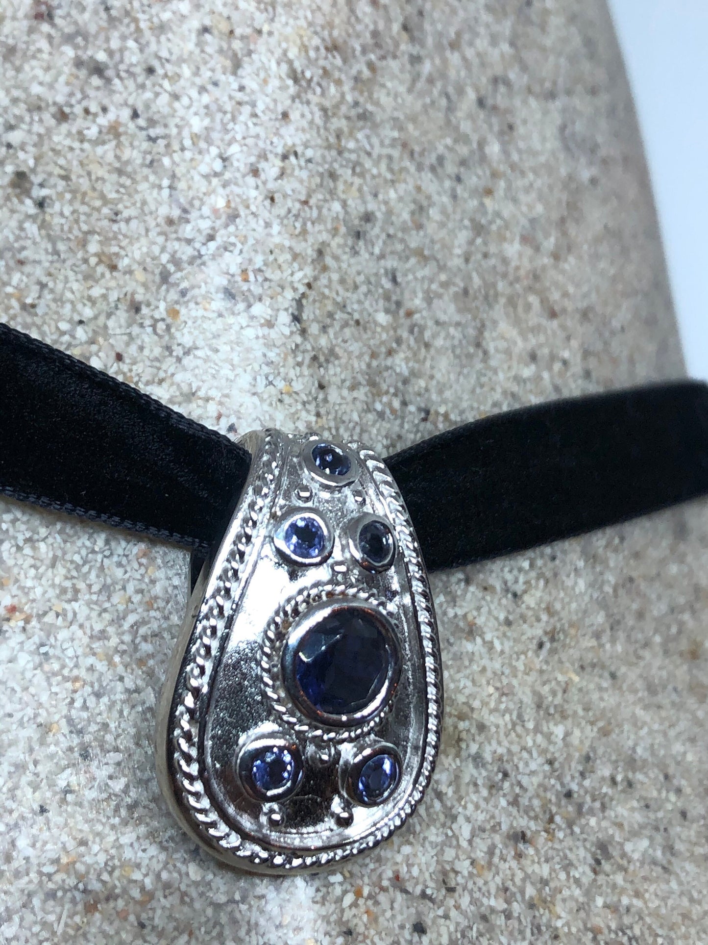 Vintage Sapphire Choker 925 Sterling Silver Pendant
