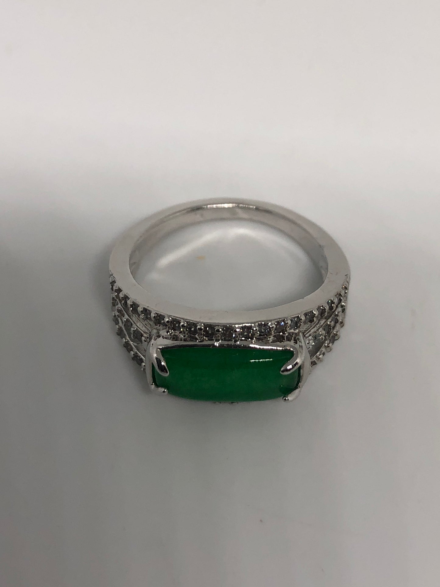 Vintage Lucky Green Nephrite Jade Ring