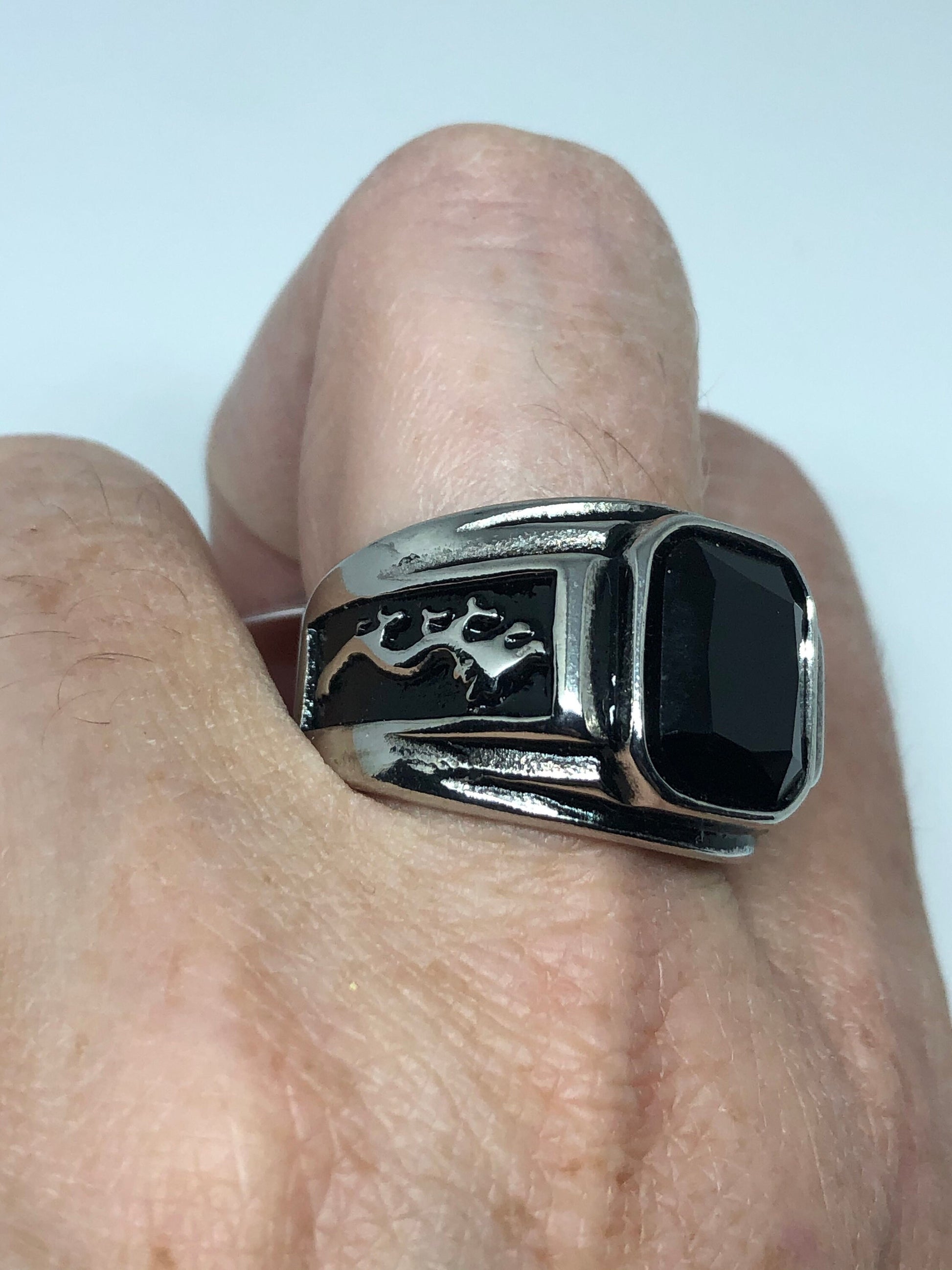 Vintage Gothic Black Onyx Dragon Stainless Steel Mens Ring