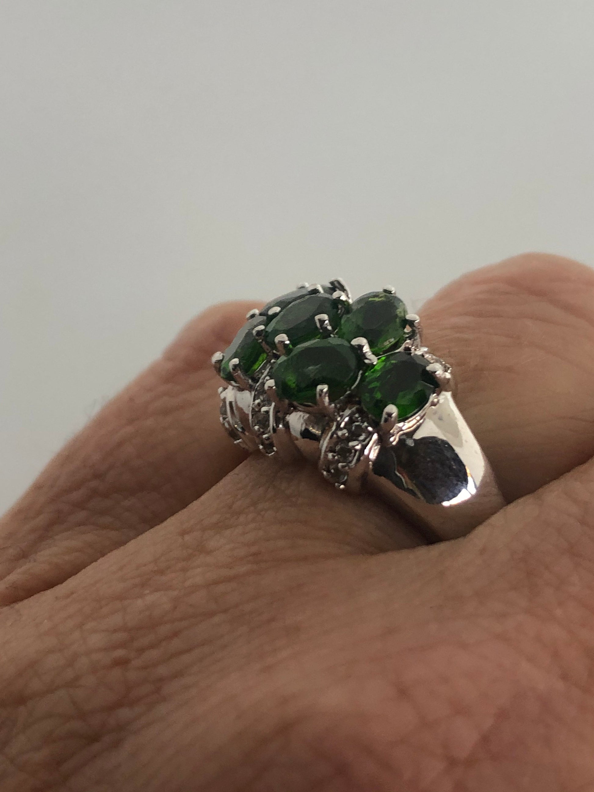 Vintage Handmade Genuine Green Chrome Diopside Setting 925 Sterling Silver Ring