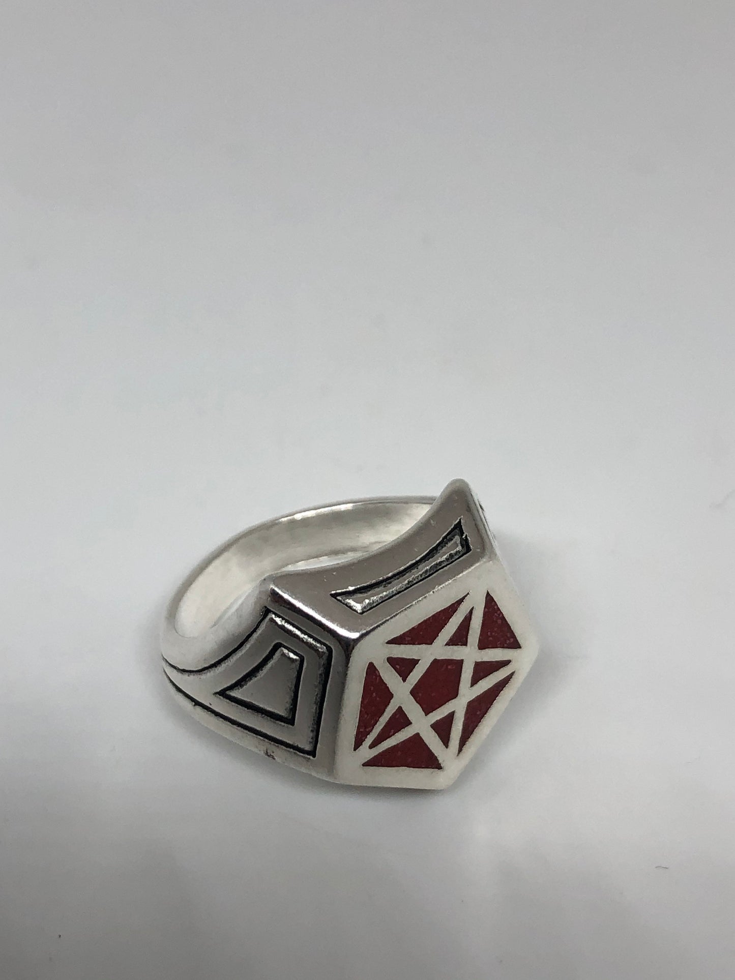 Vintage Gothic Red Pentacle Star Mens Ring