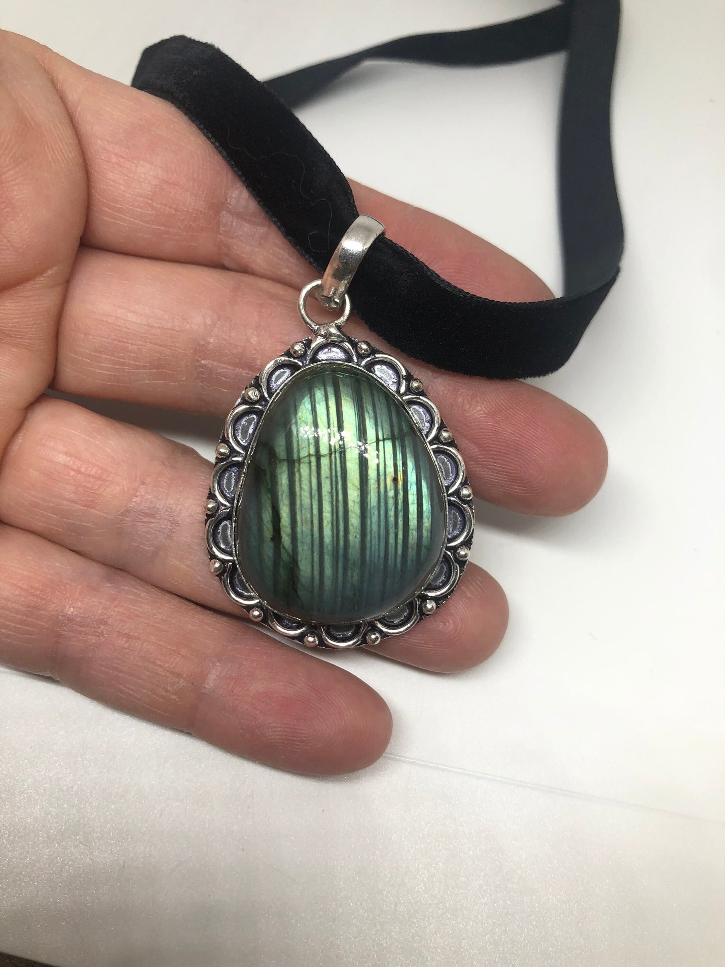 Vintage Silver Genuine Labradorite Gemstone Necklace.