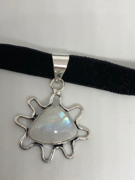 Vintage Rainbow Moonstone Choker Pendant Necklace