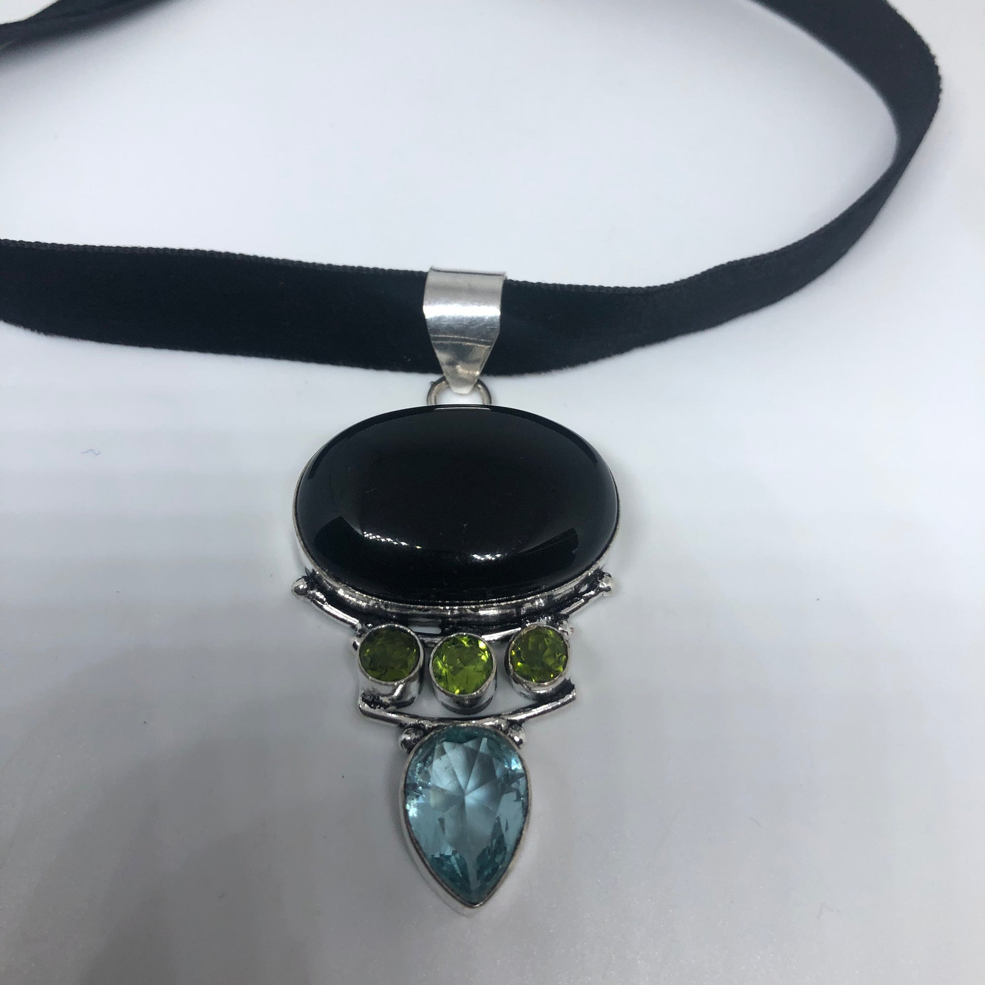 Vintage Silver Black Onyx Peridot Blue Topaz Choker Pendant Necklace