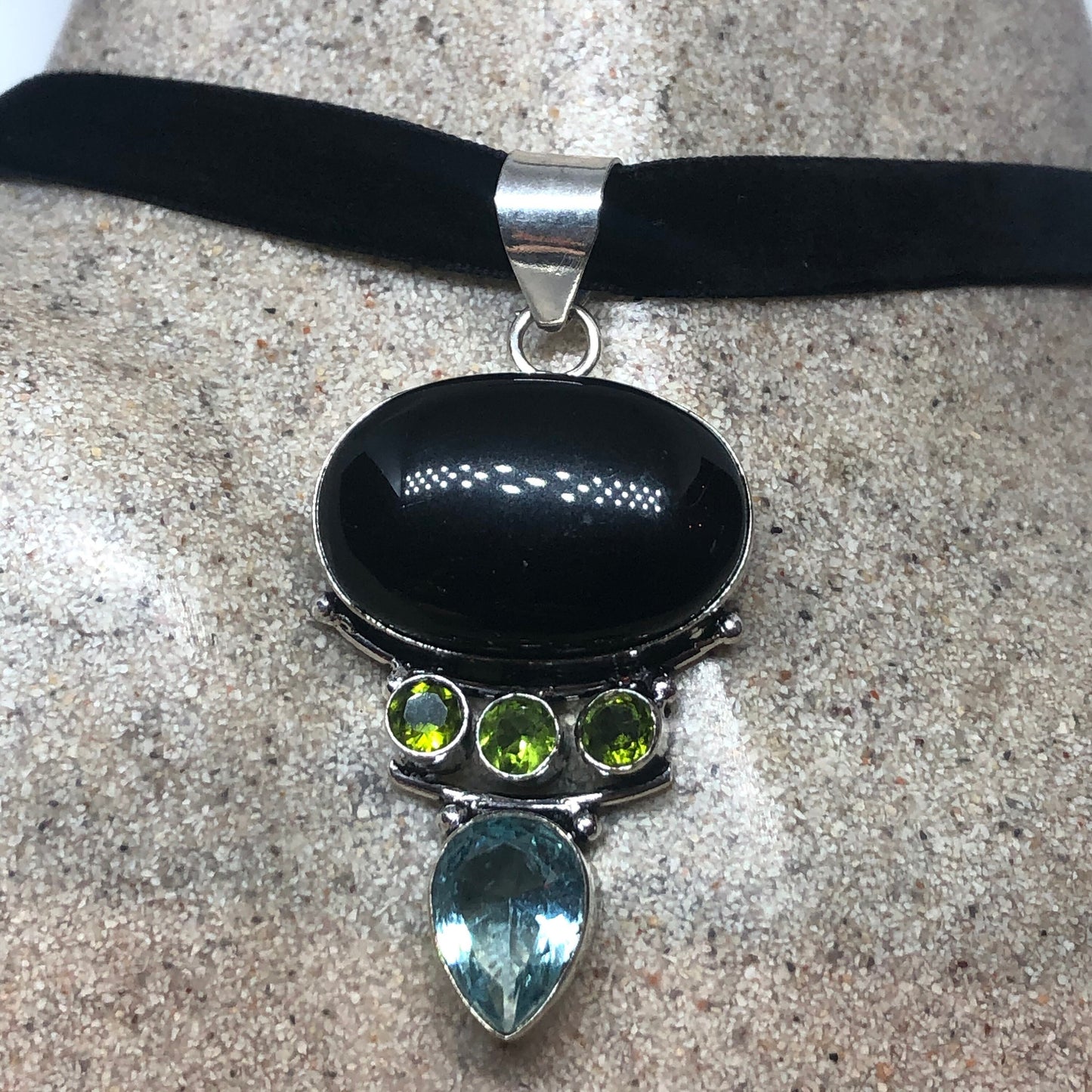 Vintage Silver Black Onyx Peridot Blue Topaz Choker Pendant Necklace