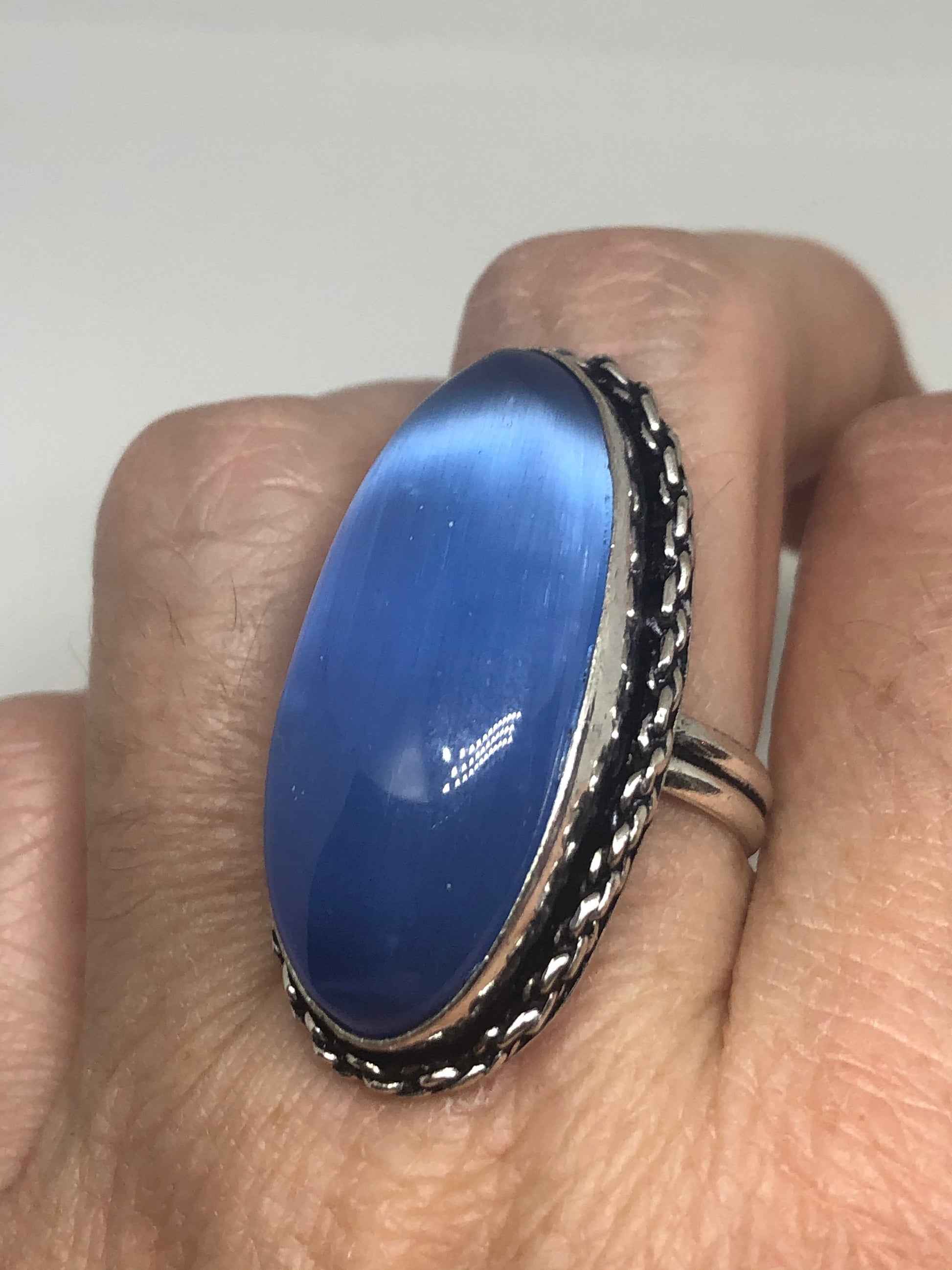 Vintage Blue Cats Eye Art Glass Ring Size 7
