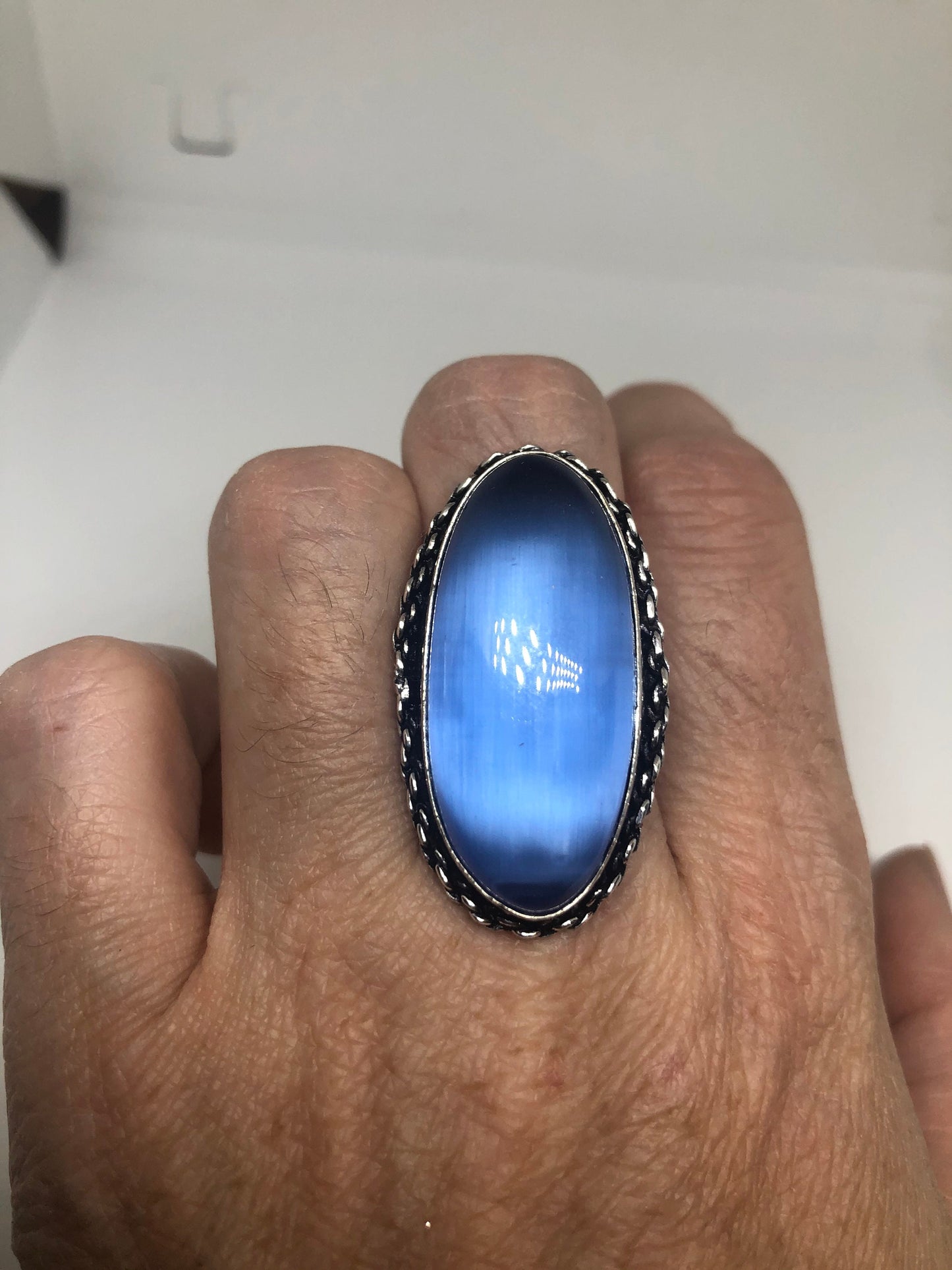 Vintage Blue Cats Eye Art Glass Ring Size 7