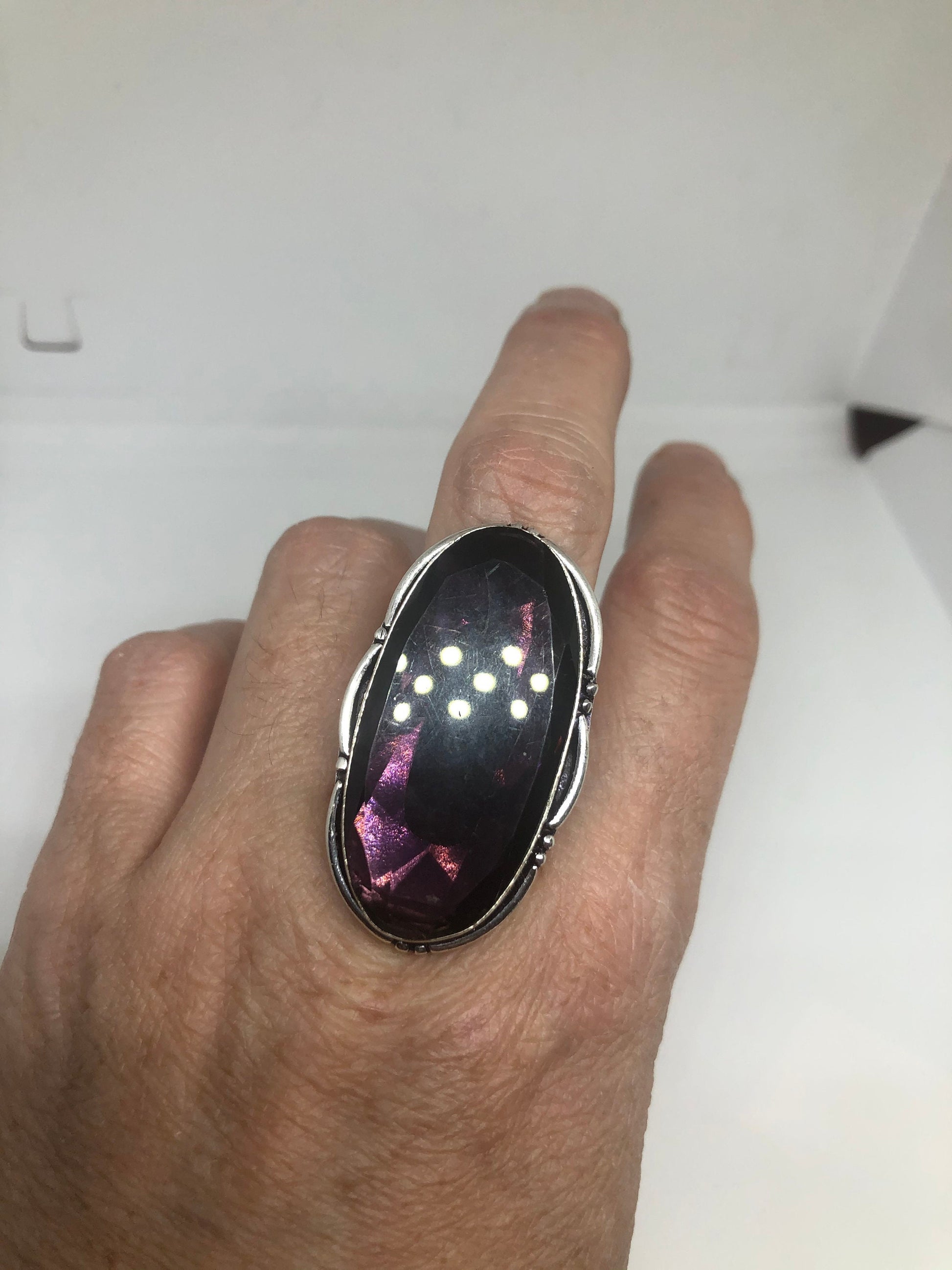 Vintage Vintage Purple Art Glass Cocktail Ring Size 8