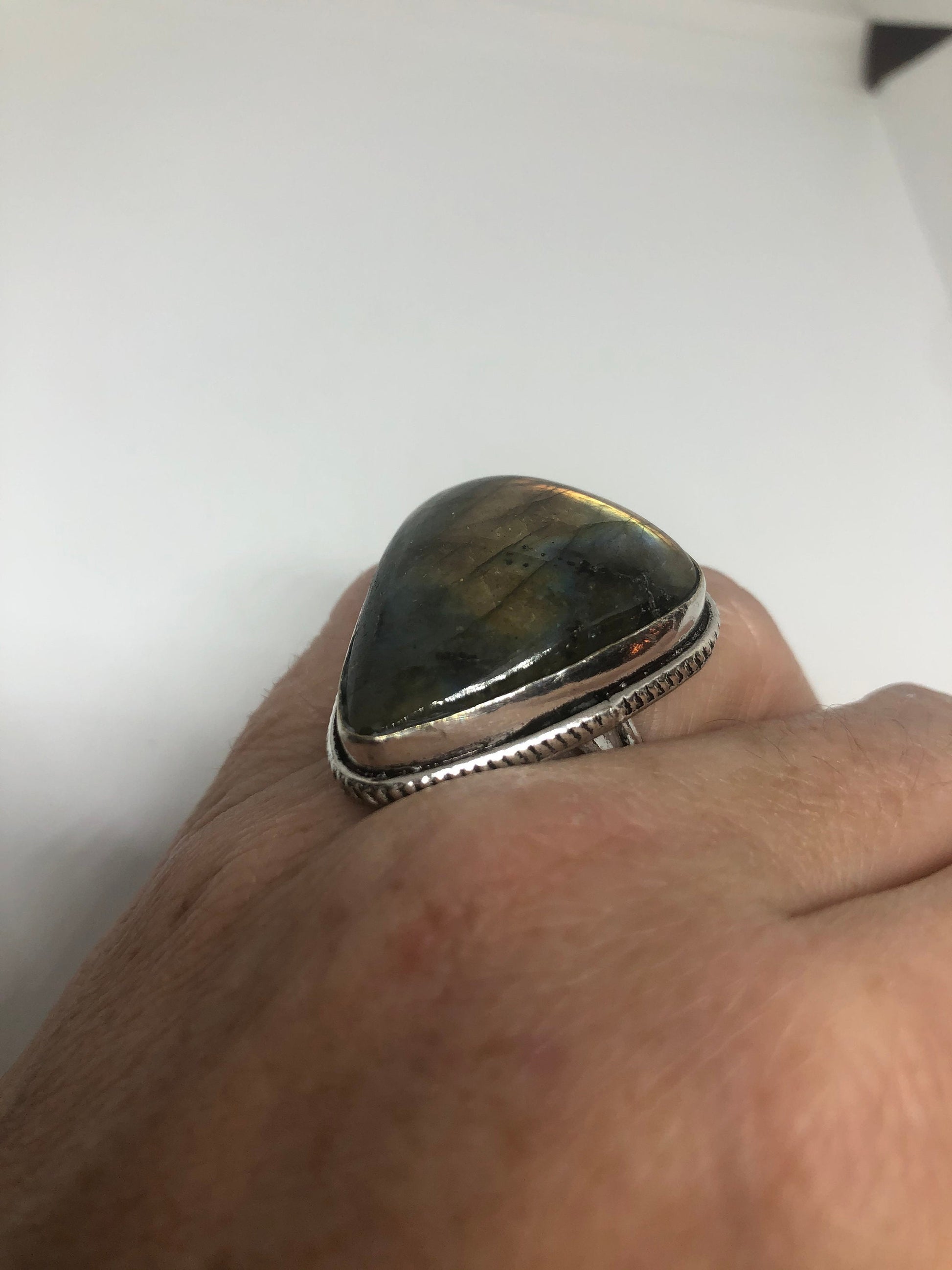 Vintage Blue Green Red Labradorite Stone Silver Ring Size 8